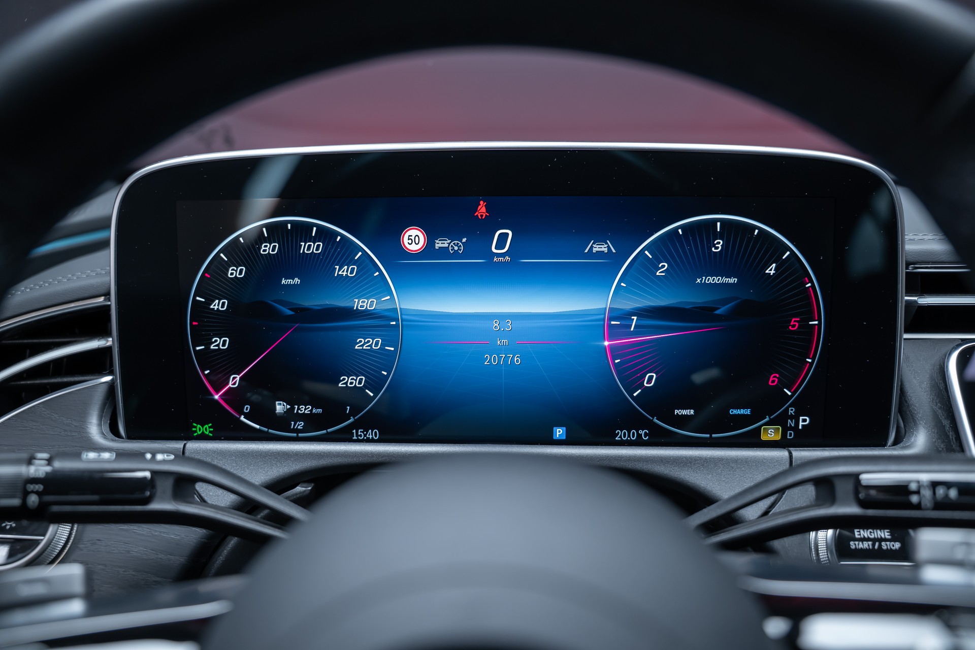 MERCEDES-BENZ E 220 d AMG Line 4matic / 360°Kamera / Ambientebeleuchtung-image-32