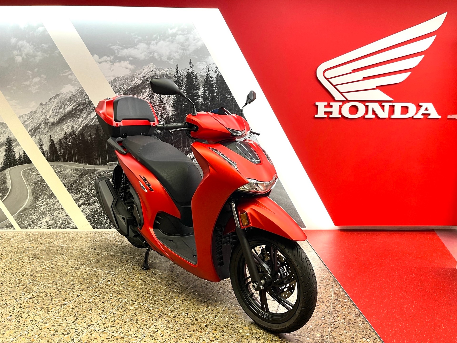 HONDA SH 350 AT 2026 Smart Top-Box-image-2