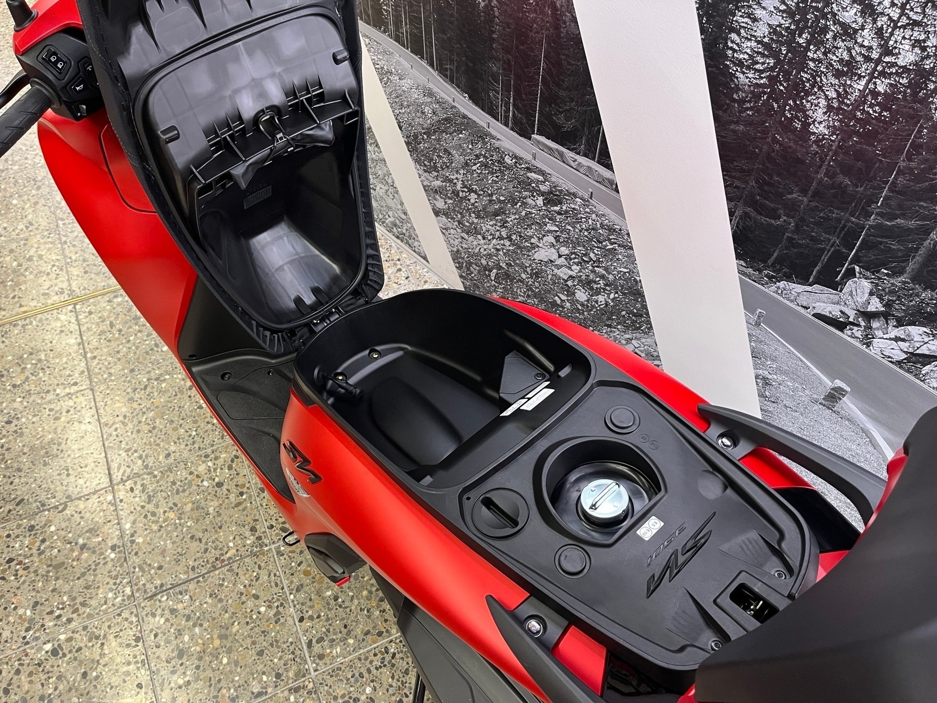 HONDA SH 350 AT 2026 Smart Top-Box-image-7