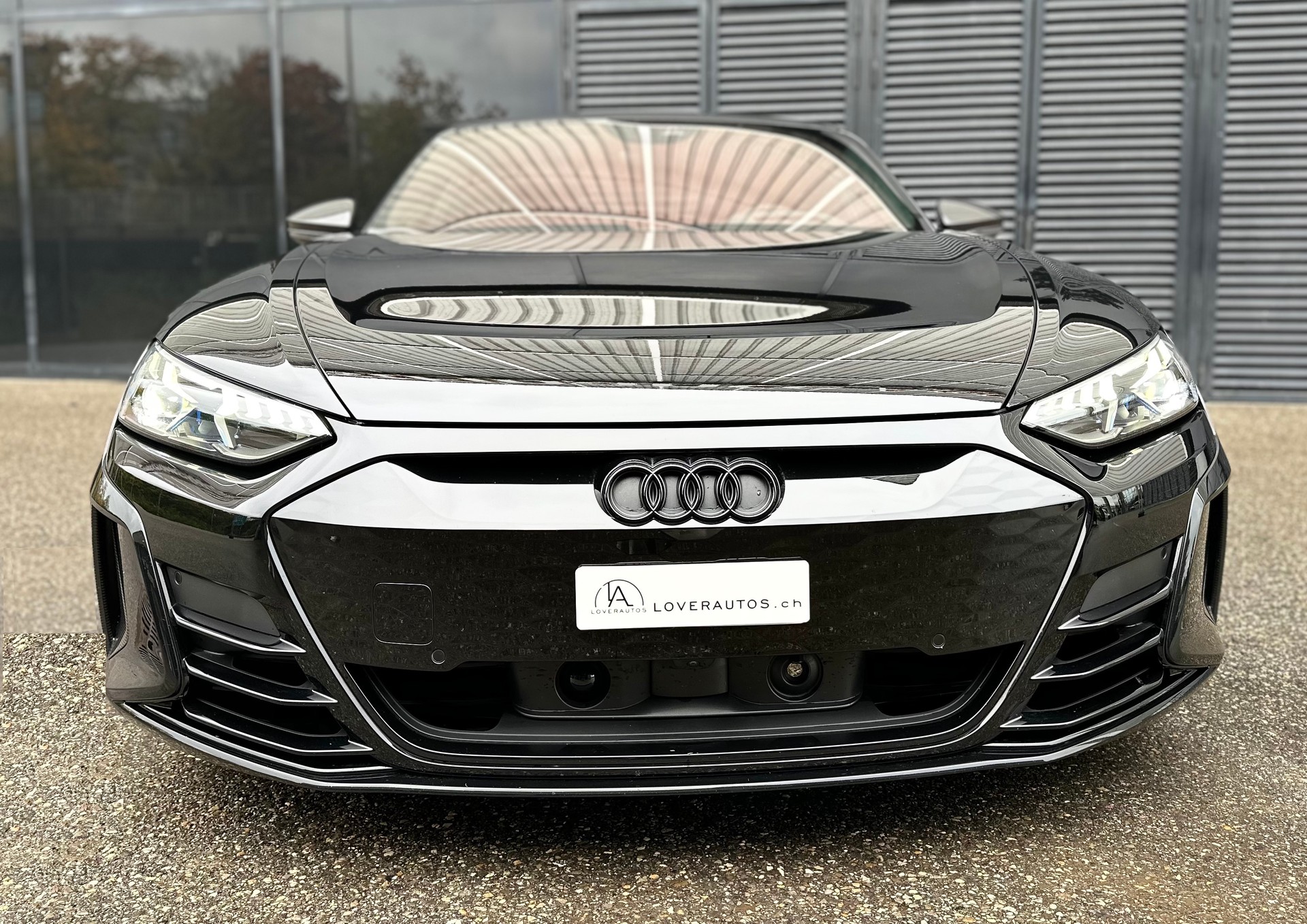 AUDI RS e-tron GT quattro-image-2