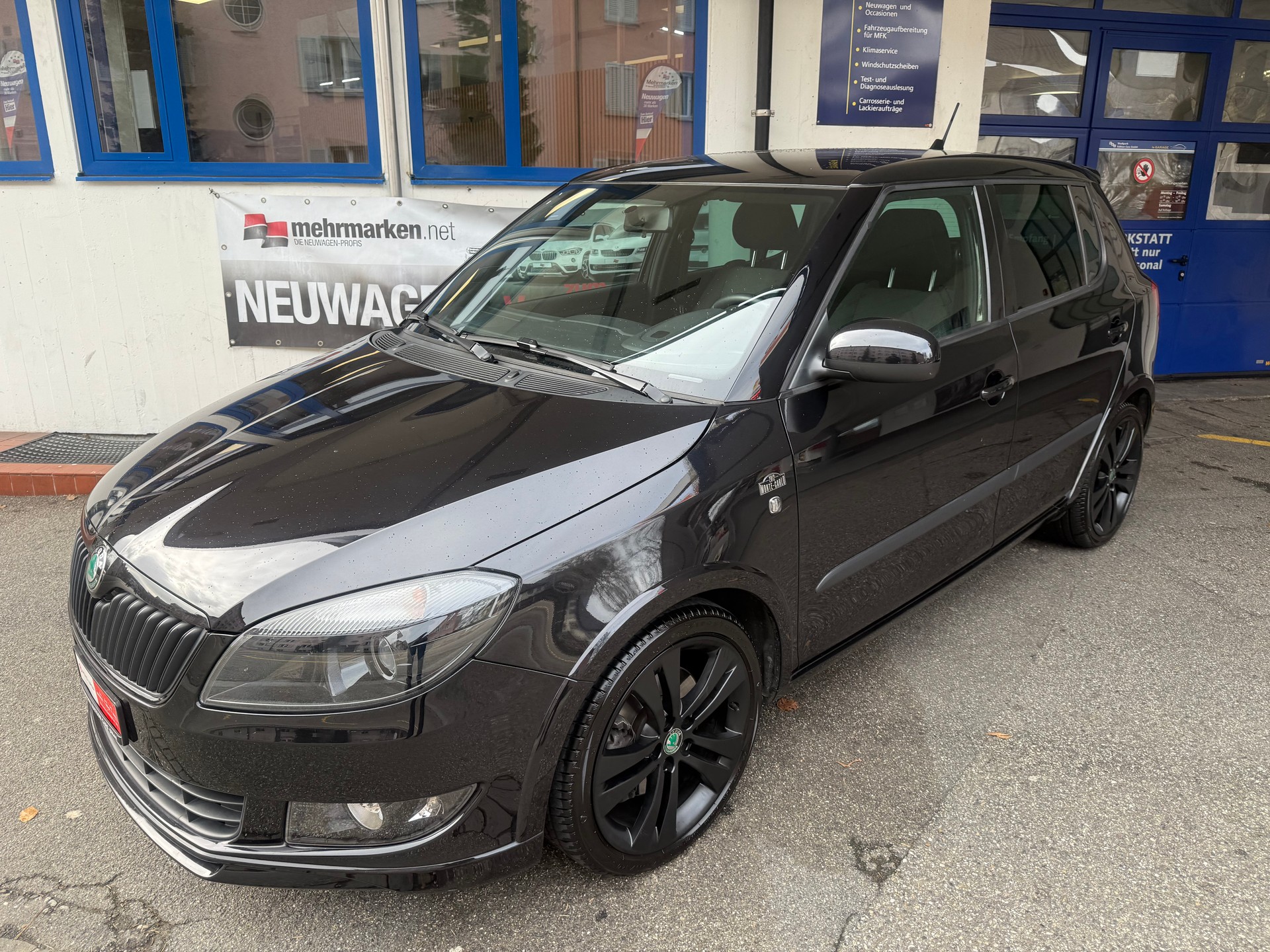 SKODA Fabia 1.2 TSI Ambition Plus DSG-showroom-element-1