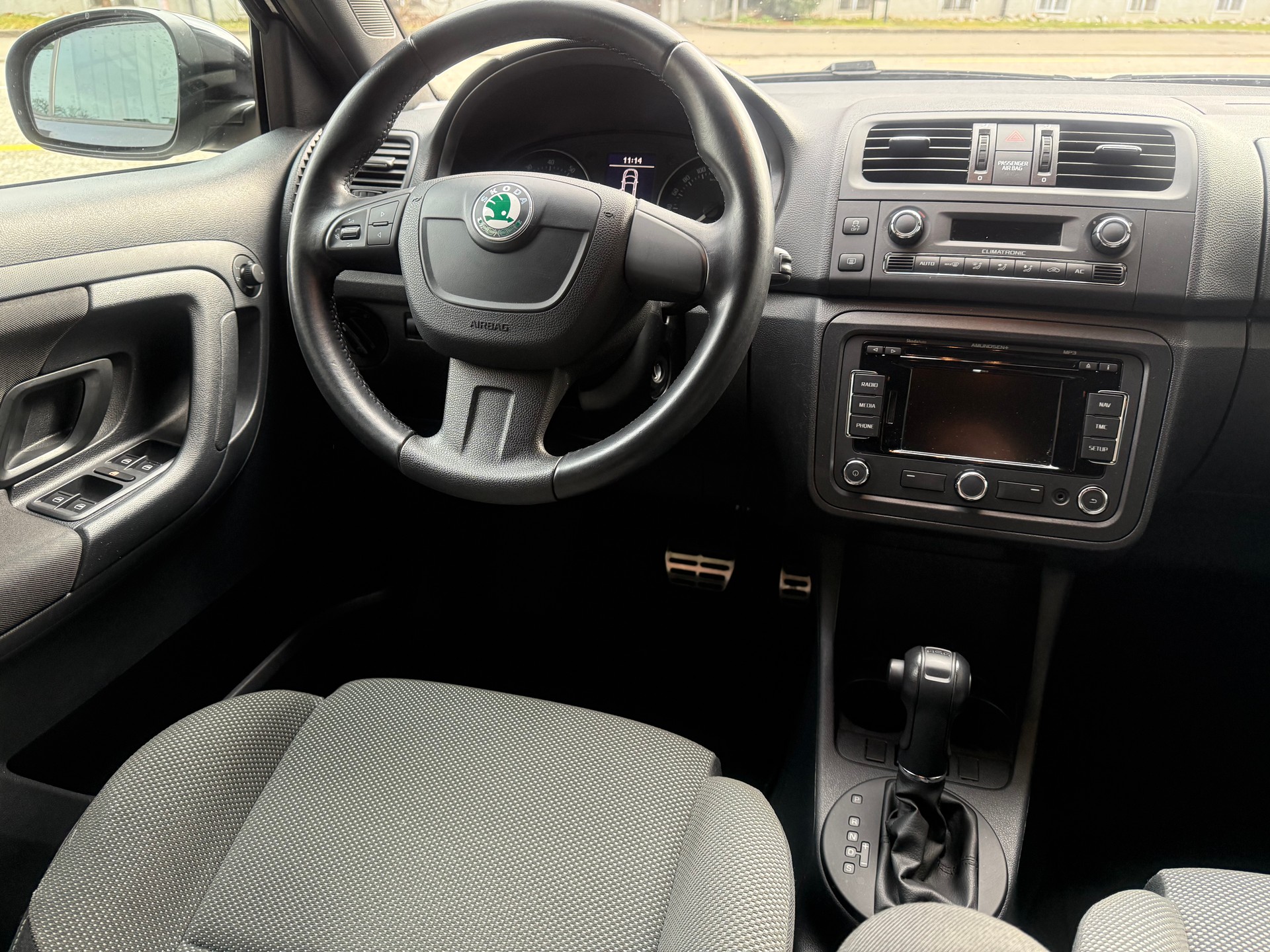 SKODA Fabia 1.2 TSI Ambition Plus DSG-image-9