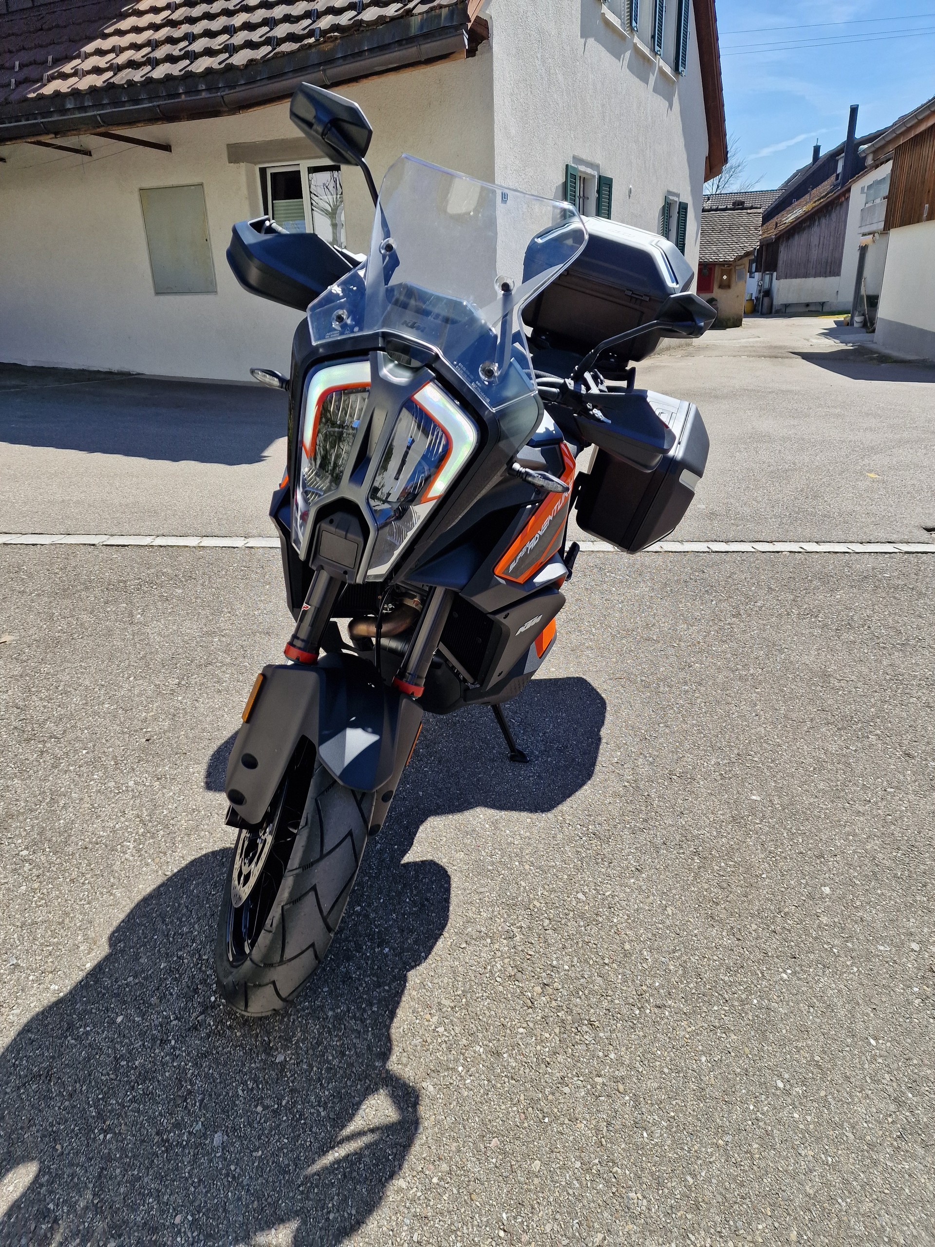 KTM 1290 Super Adventure S-image-1