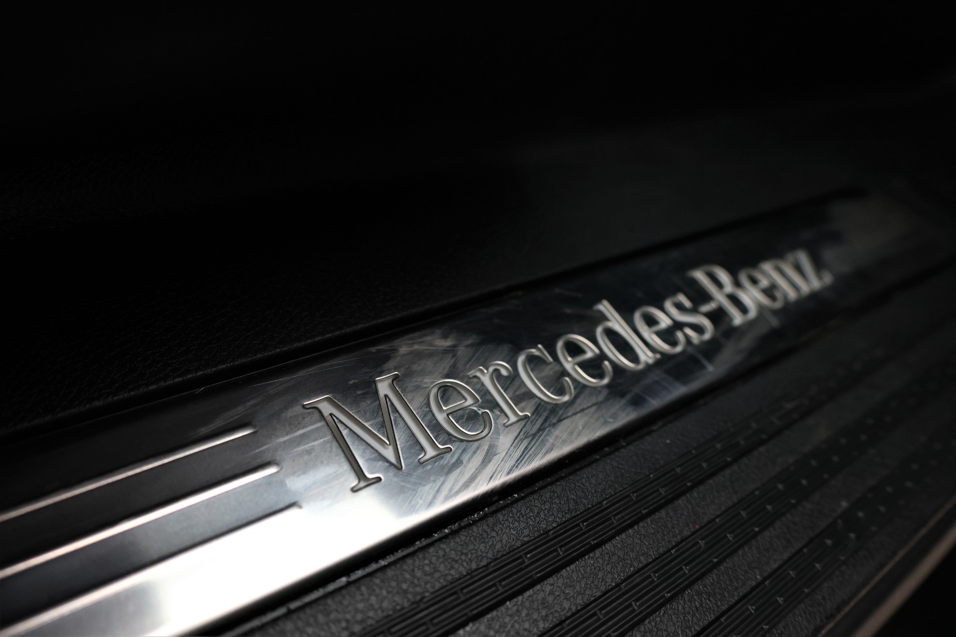 MERCEDES-BENZ V 300 d lang Avantgarde 4Matic 9G-Tronic-image-23