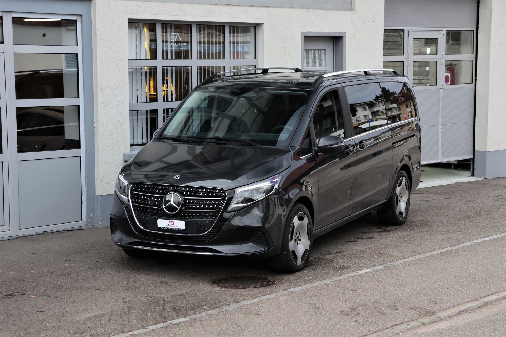 MERCEDES-BENZ V 300 d lang Avantgarde 4Matic 9G-Tronic