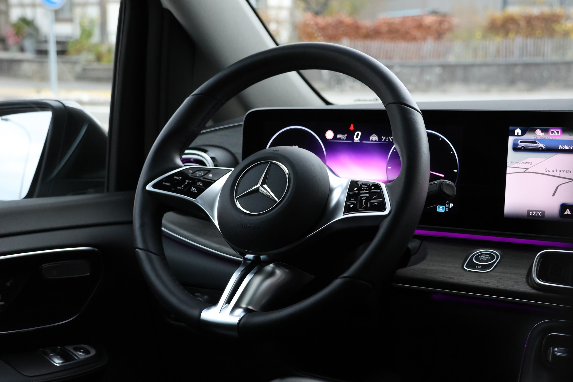 MERCEDES-BENZ V 300 d lang Avantgarde 4Matic 9G-Tronic-image-18