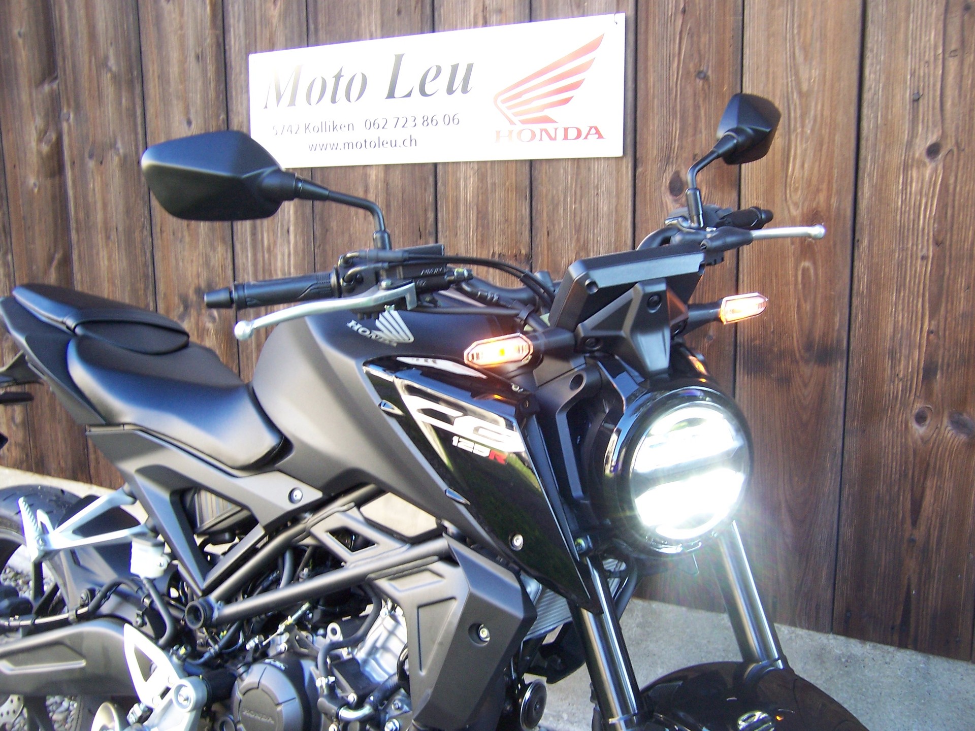HONDA CB 125 R-image-0