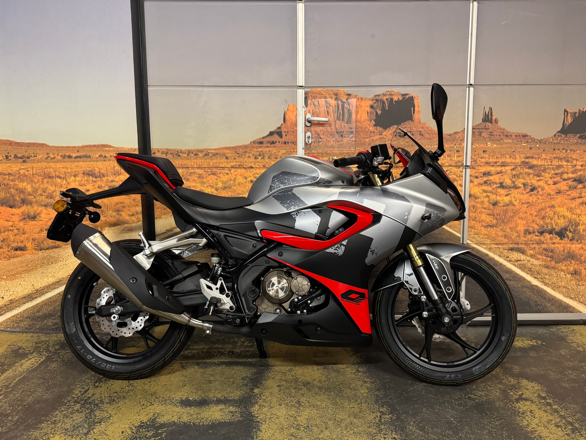 QJ SRK 125 R-image-0