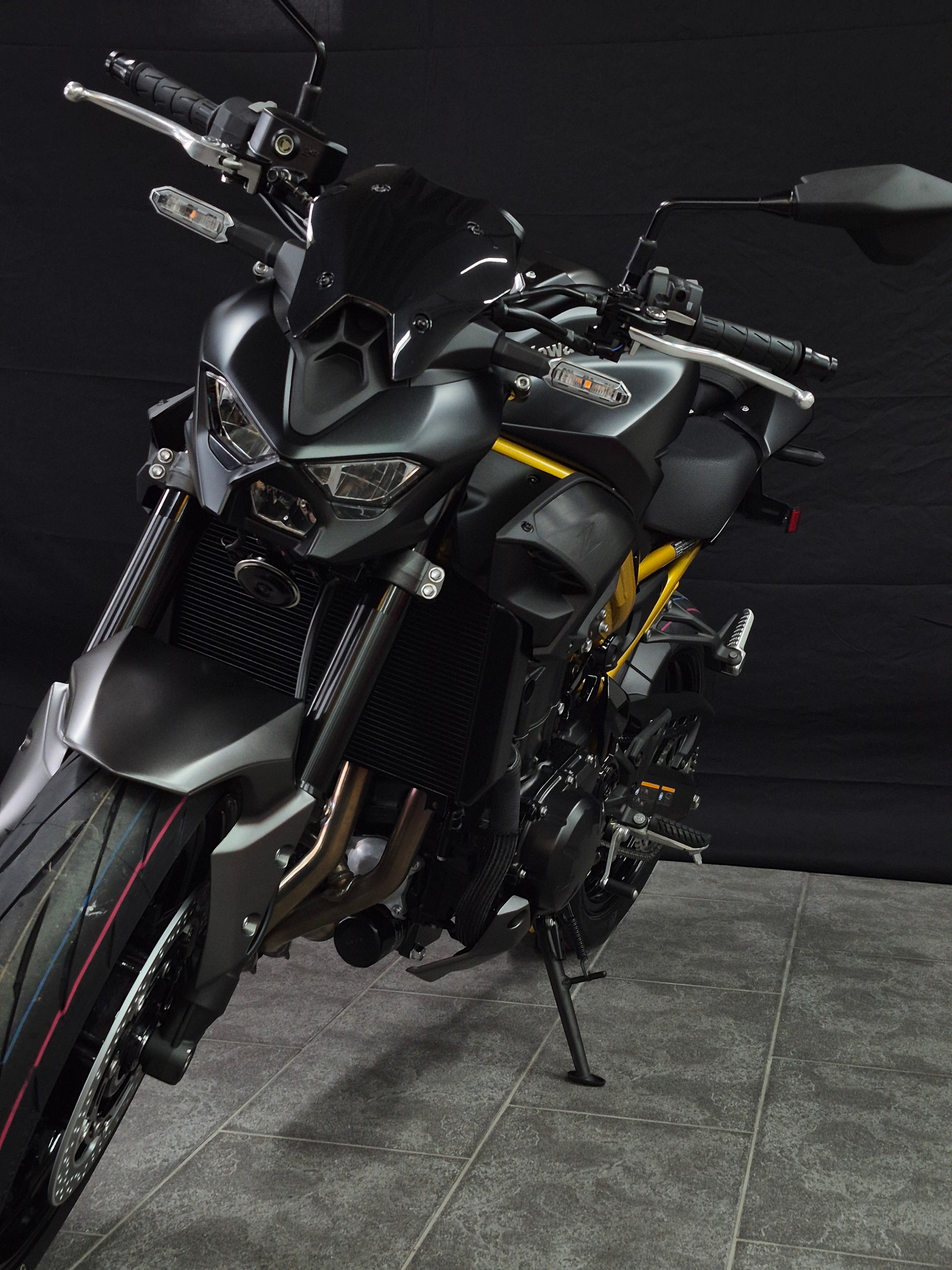 KAWASAKI Z 900 (70kW)-image-8