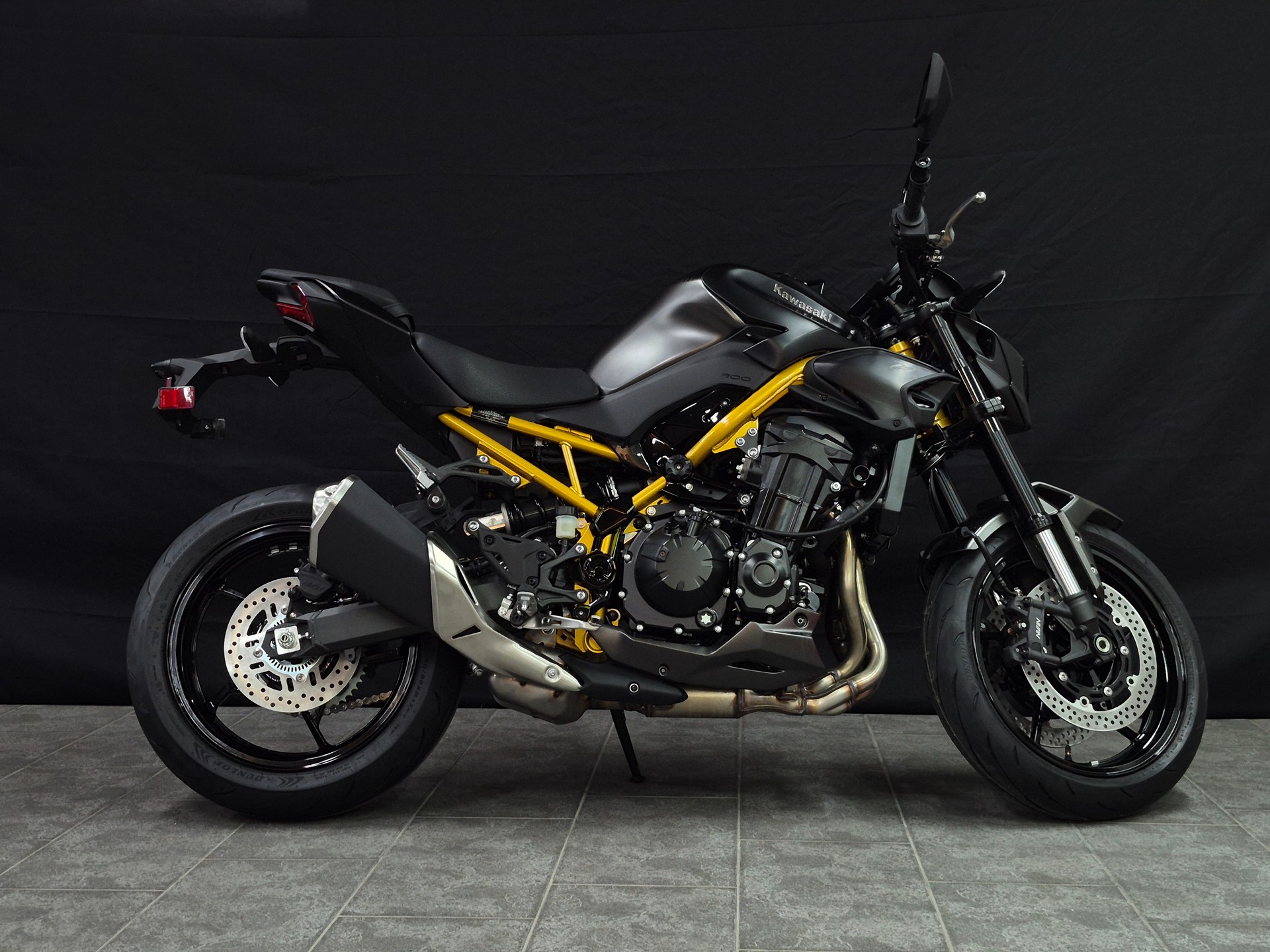 KAWASAKI Z 900 (70kW)-image-11