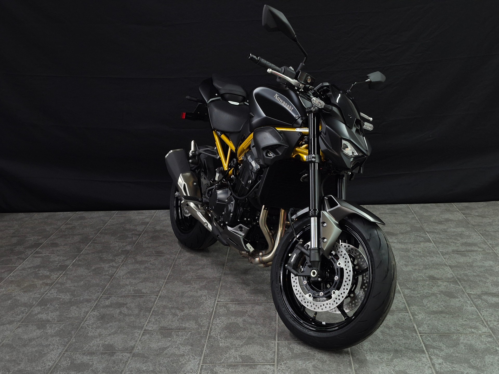 KAWASAKI Z 900 (70kW)-image-9