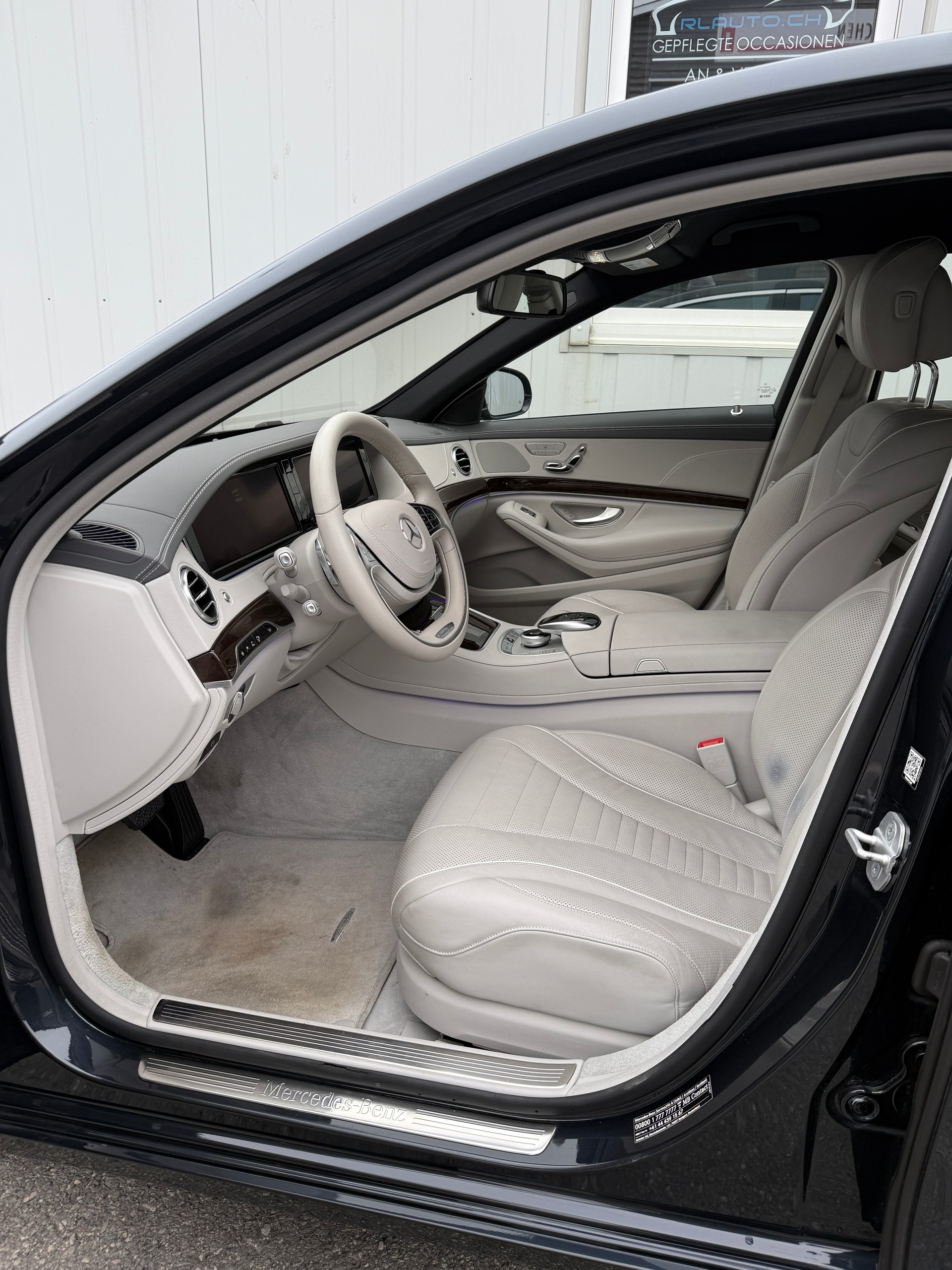 MERCEDES-BENZ S 500 4Matic 7G-Tronic-image-11