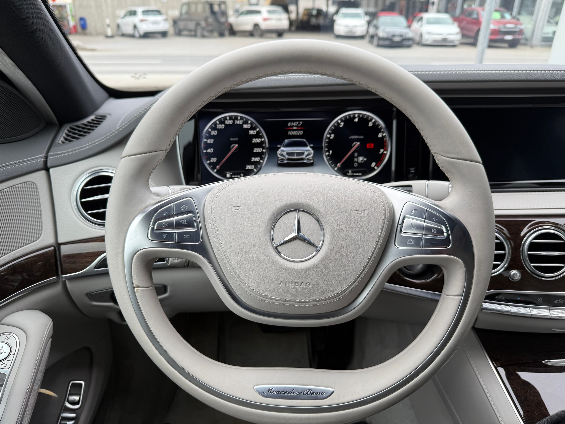 MERCEDES-BENZ S 500 4Matic 7G-Tronic-image-18