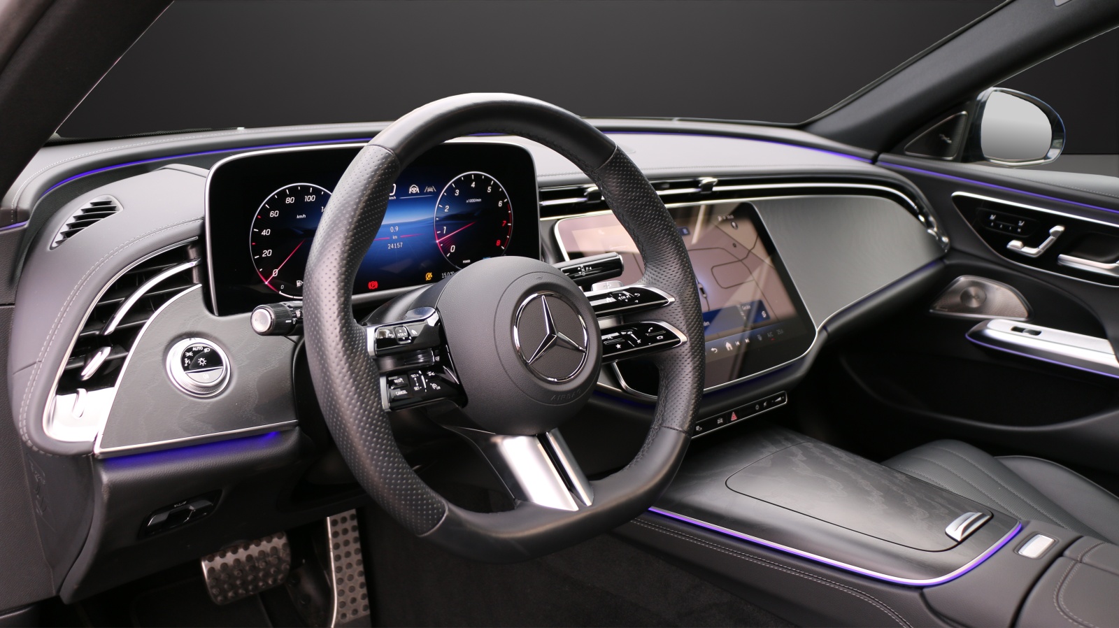 MERCEDES-BENZ E 200 4Matic T 9G-Tronic-image-6