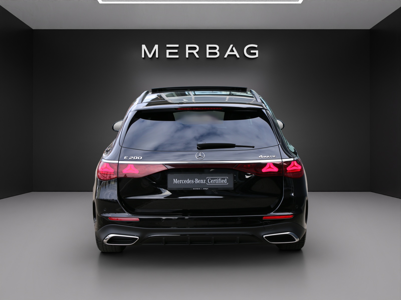 MERCEDES-BENZ E 200 4Matic T 9G-Tronic-image-3