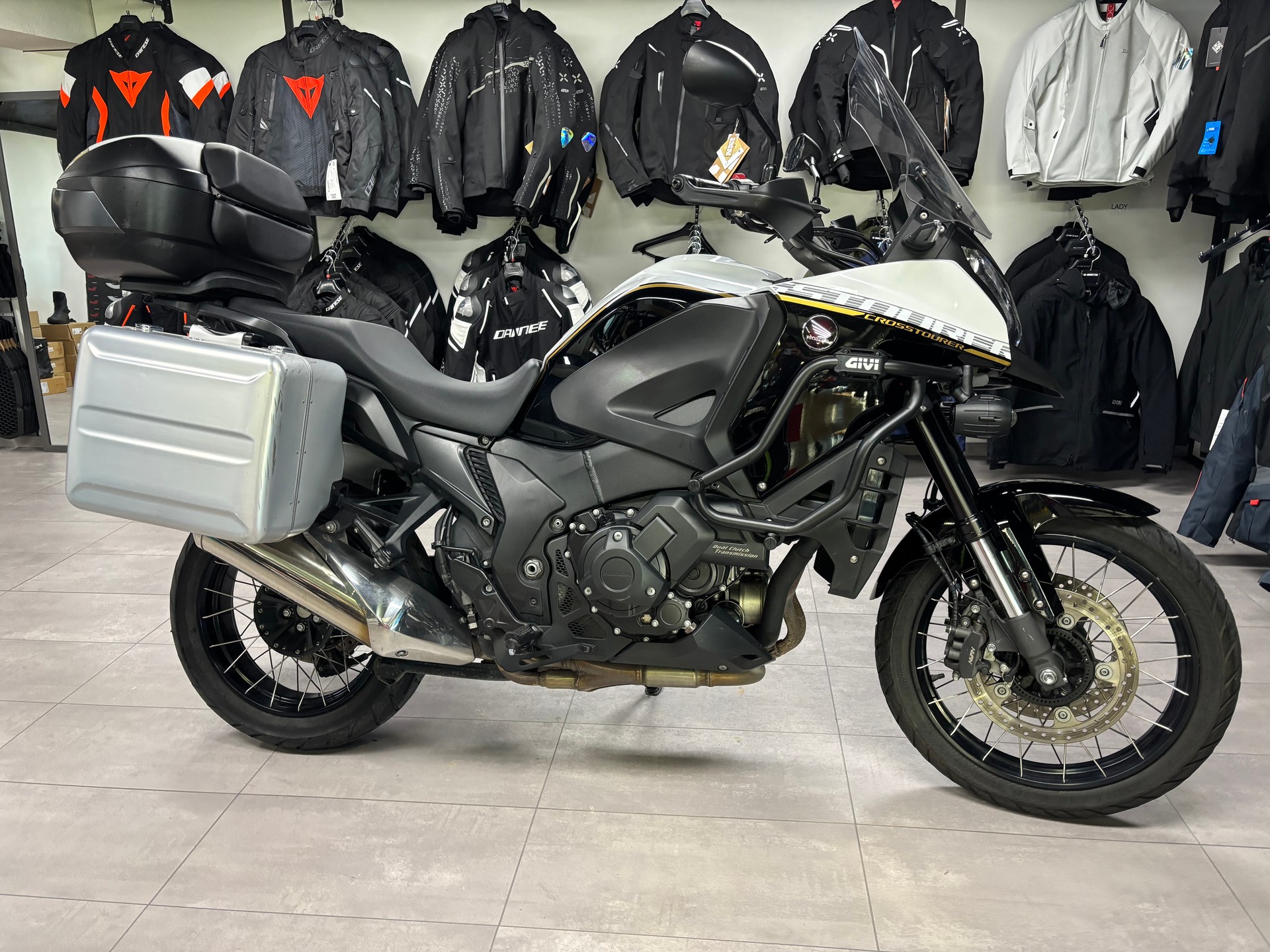 HONDA VFR 1200 X DTC
