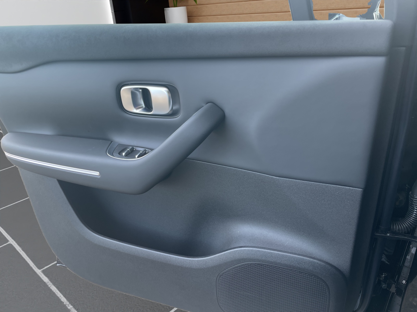 LEAPMOTOR C10 82kWh AWD Design-image-10