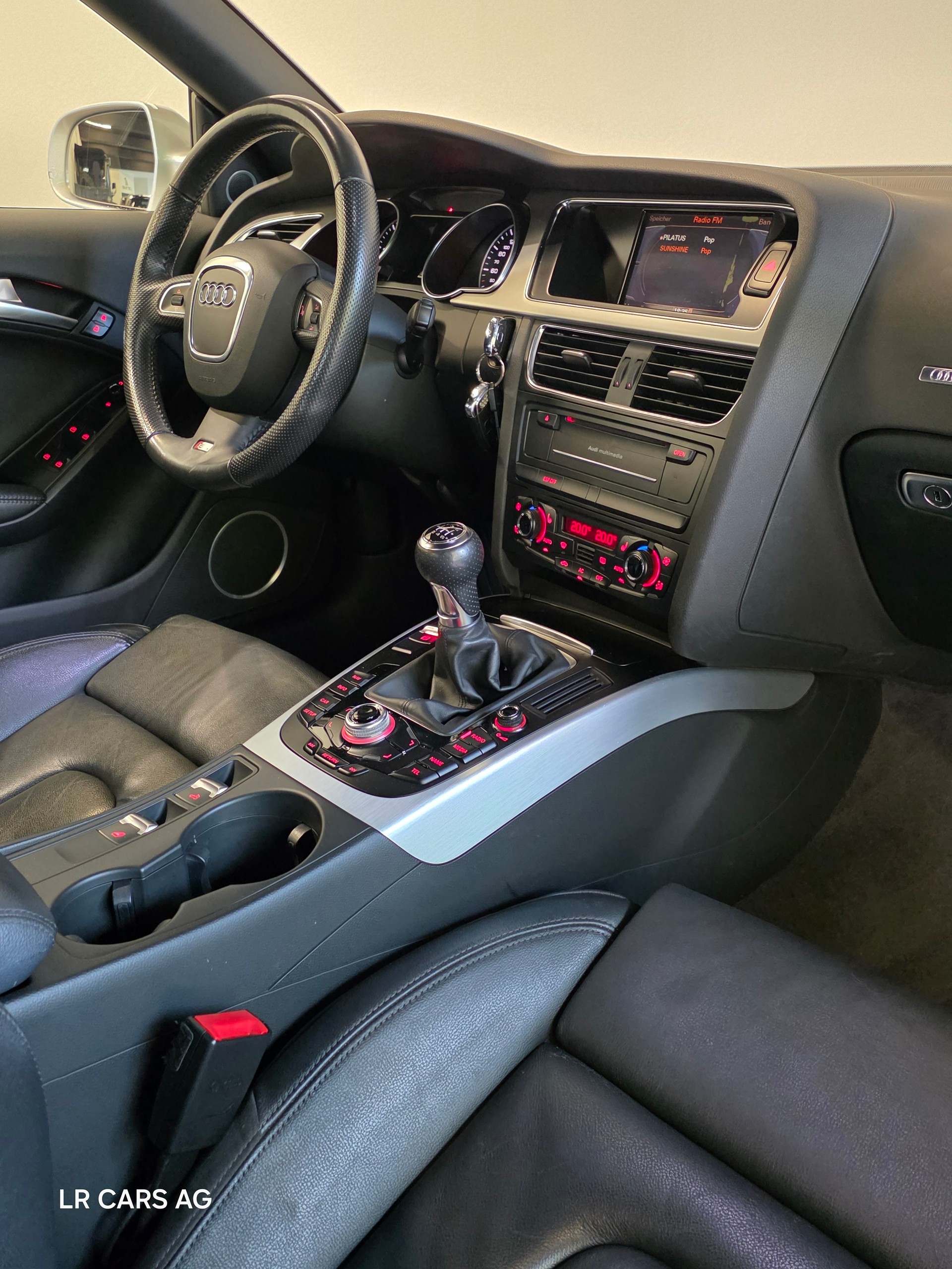 AUDI A5 Cabriolet 2.0 TFSI-image-13