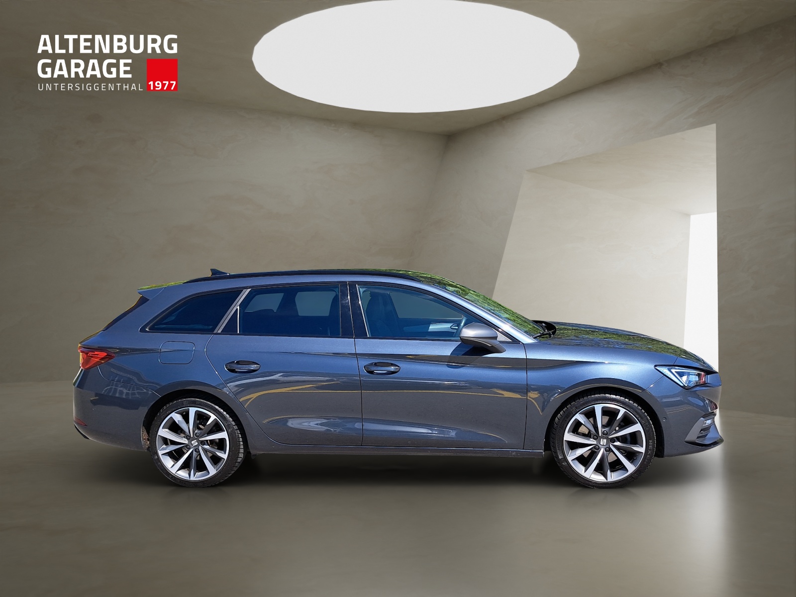 SEAT Leon ST 1.5 eTSI 150 FR DSG Sportstourer-image-5