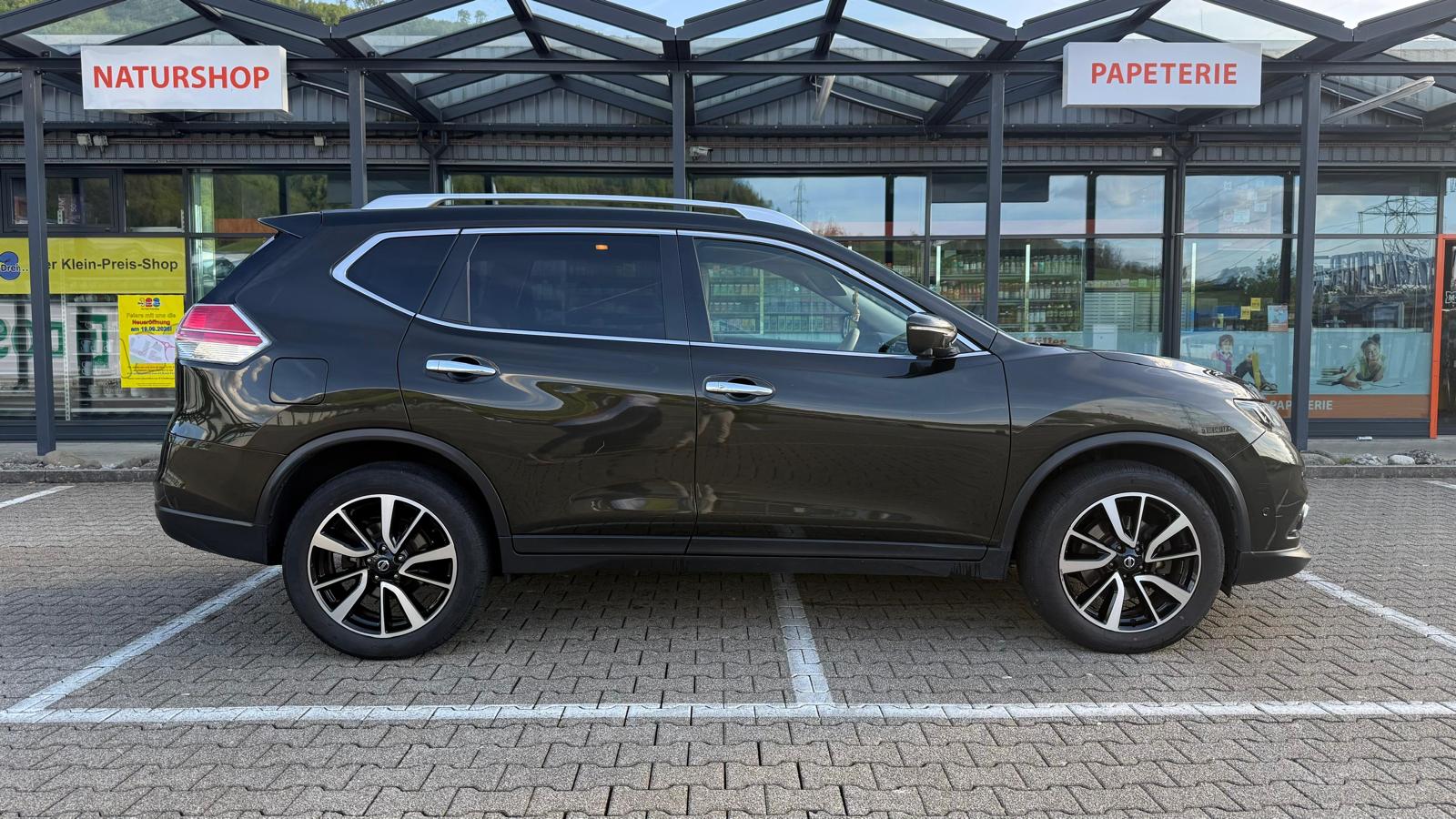 NISSAN X-Trail 2.0 dCi Swiss Ed. Xtronic CVT ALL-MODE 4x4-image-2