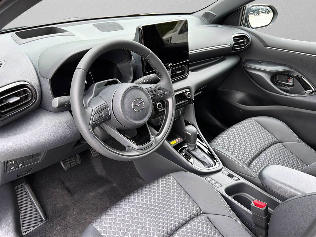 MAZDA 2 1.5 Hybrid Homura Plus-image-4