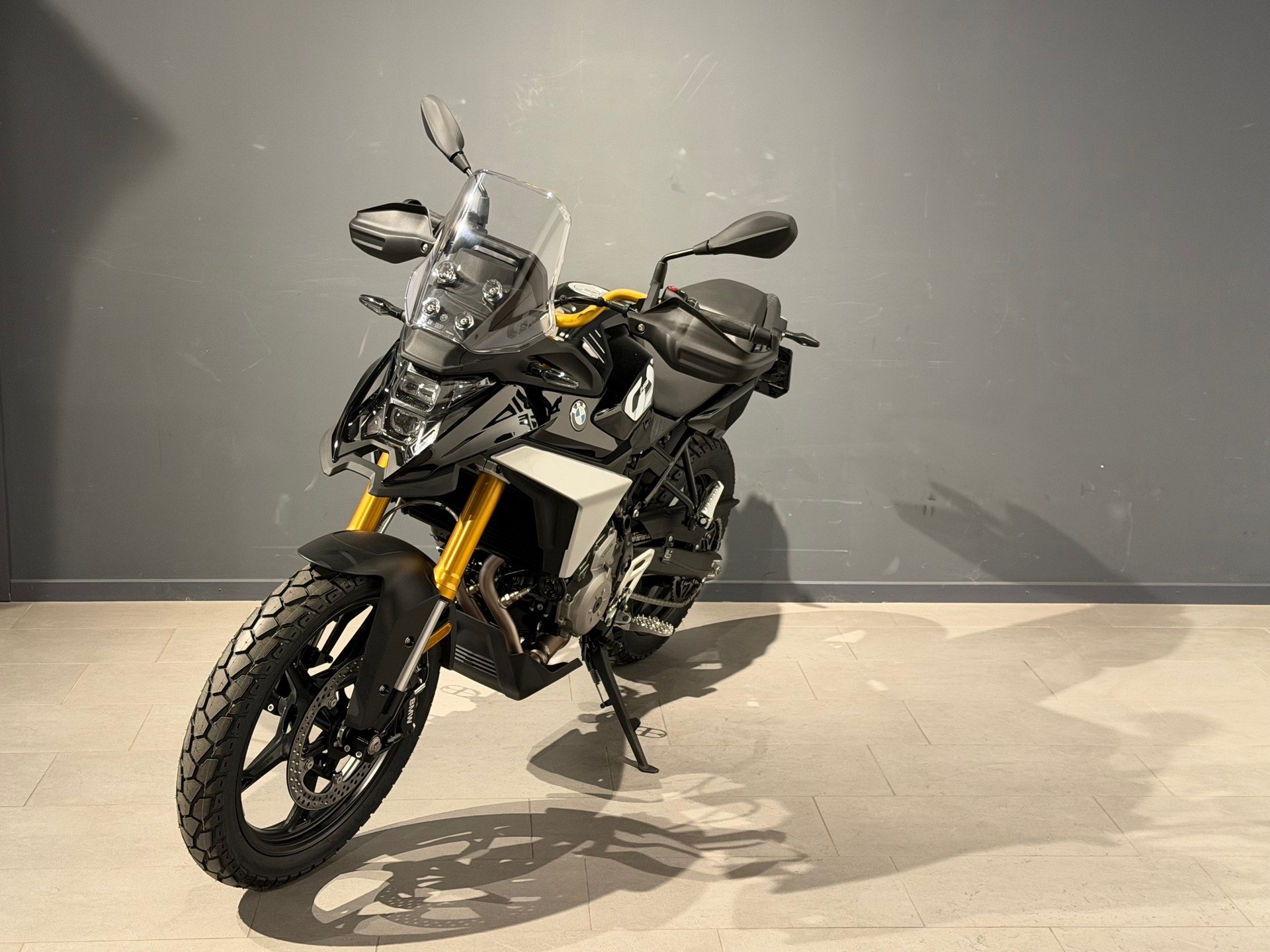 BMW F 450 GS-image-2