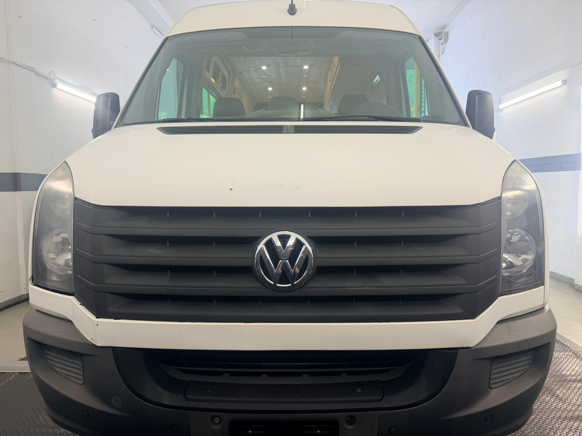 VW Crafter 35L 2.0 TDI CR-showroom-element-1
