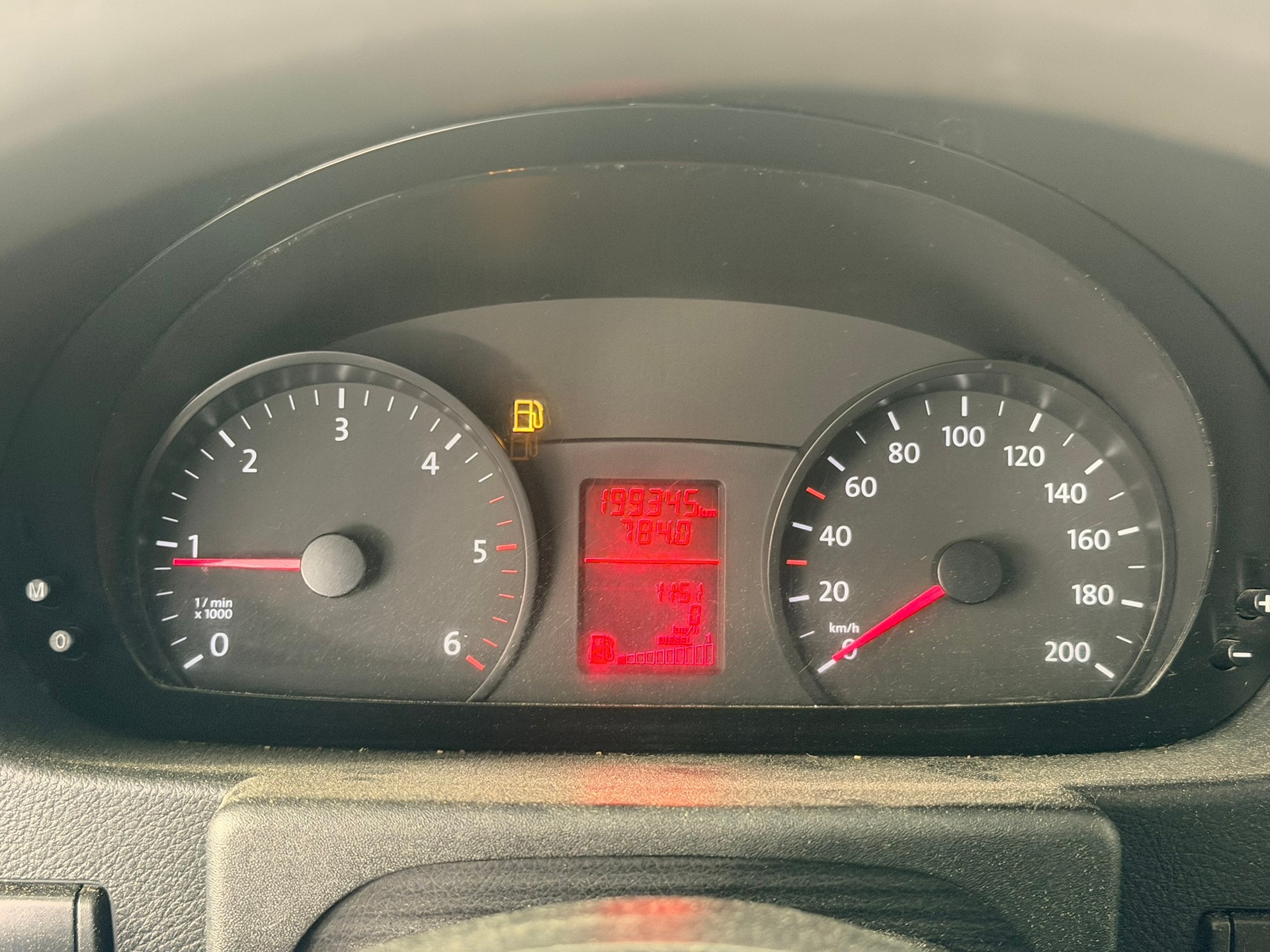 VW Crafter 35L 2.0 TDI CR-image-18