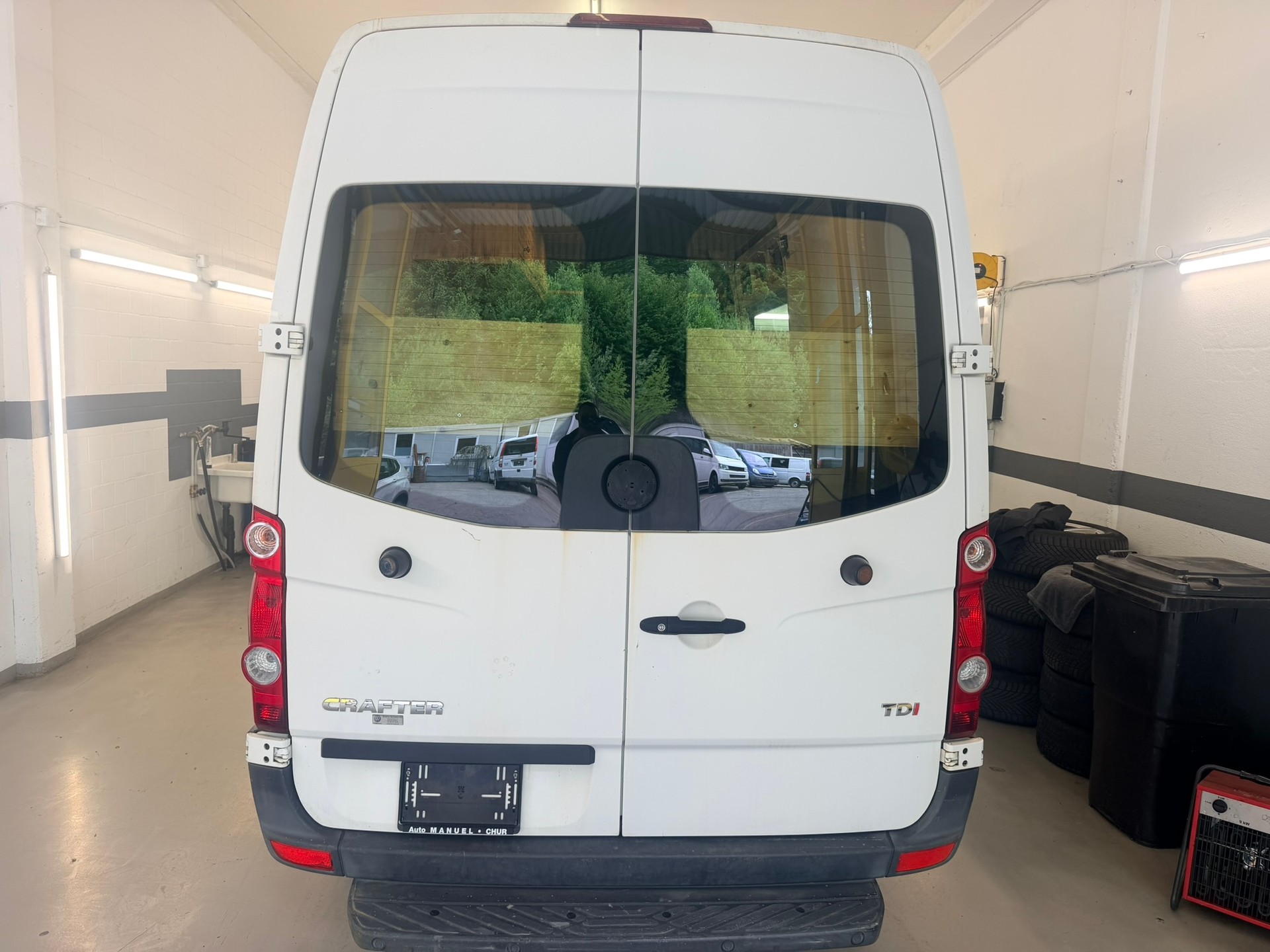 VW Crafter 35L 2.0 TDI CR-image-5