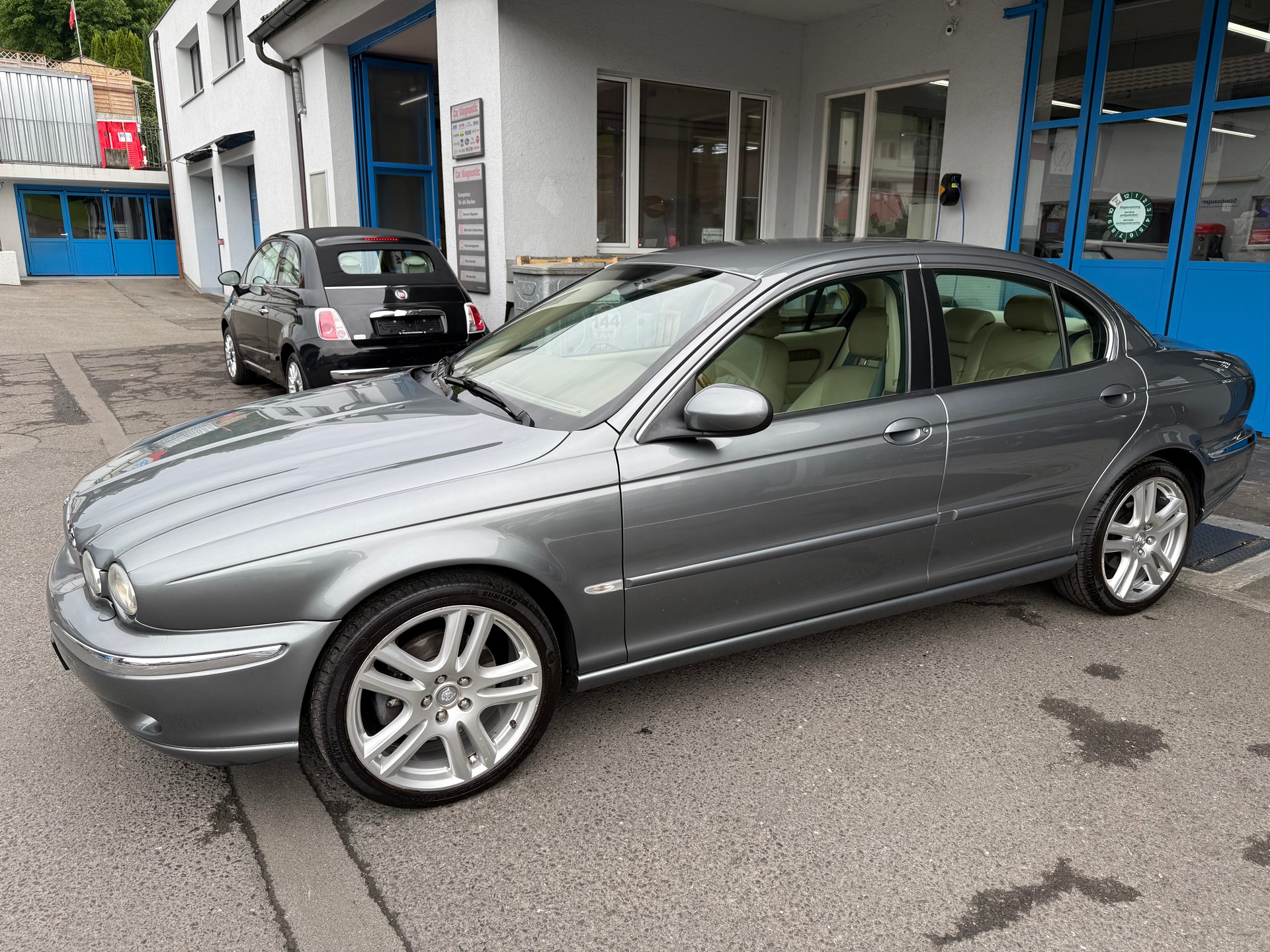 JAGUAR X-Type 3.0 V6 Traction4 Executive-showroom-element-3