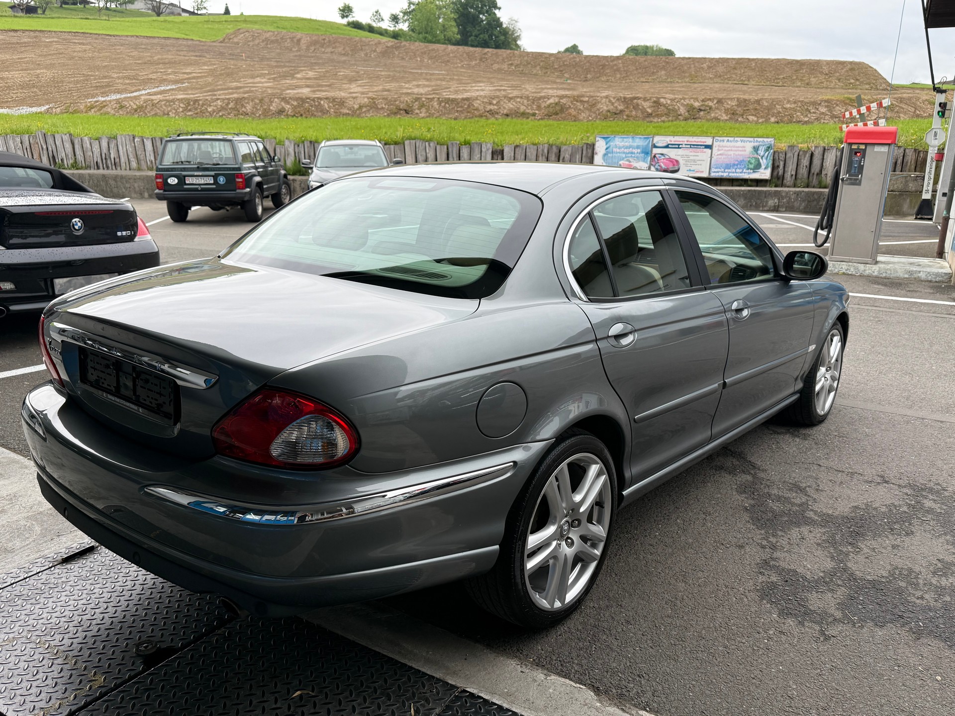 JAGUAR X-Type 3.0 V6 Traction4 Executive-image-7