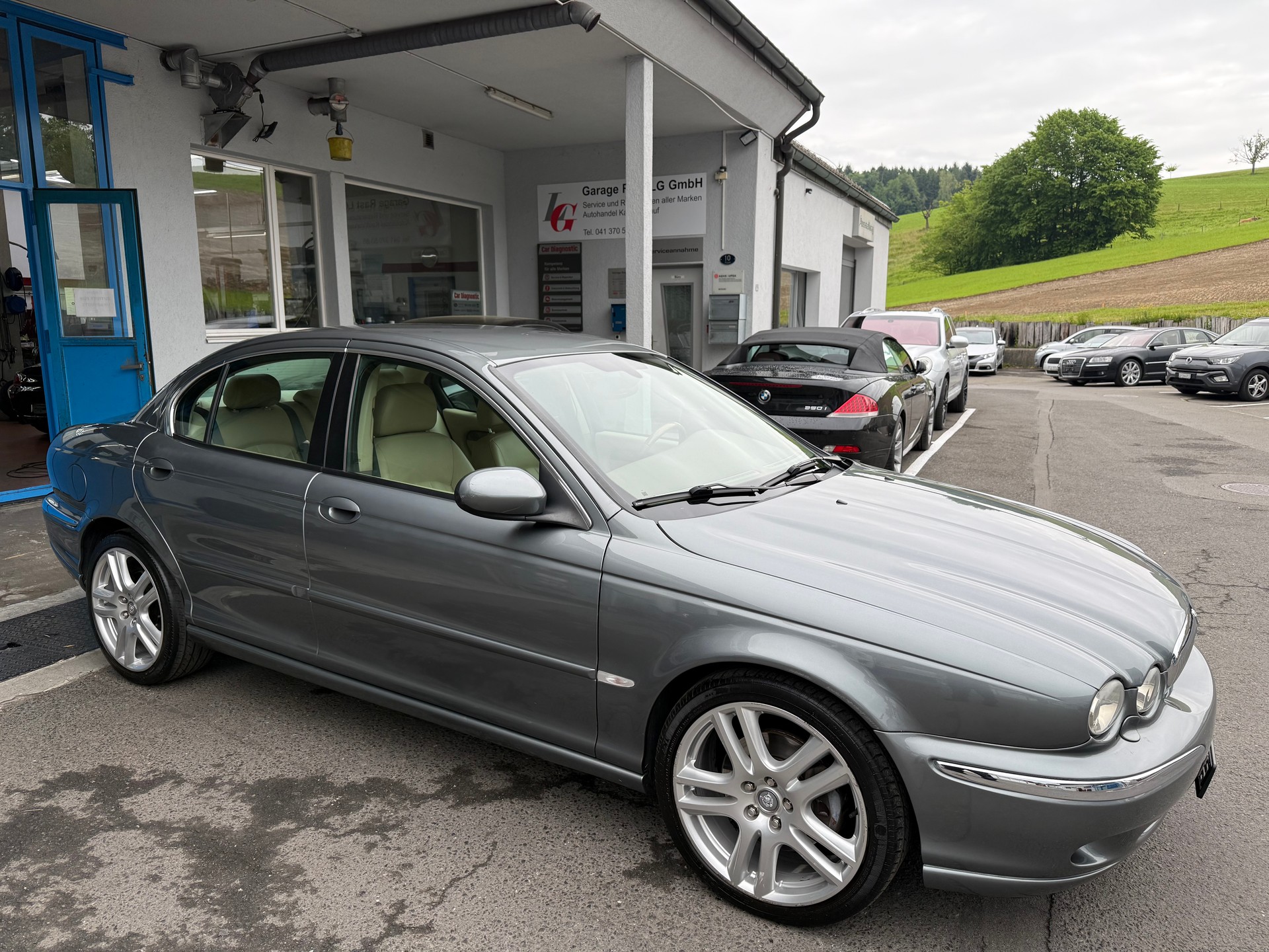 JAGUAR X-Type 3.0 V6 Traction4 Executive-showroom-element-1