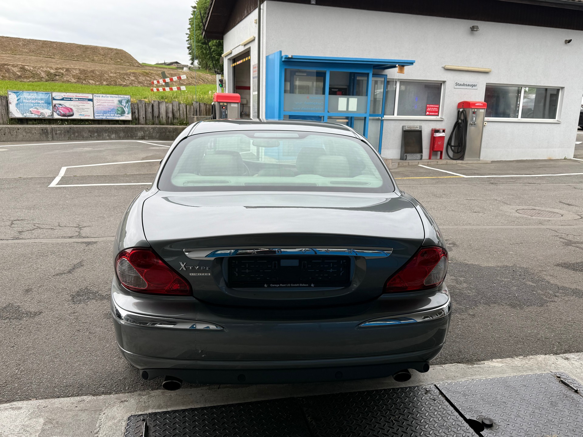 JAGUAR X-Type 3.0 V6 Traction4 Executive-image-6
