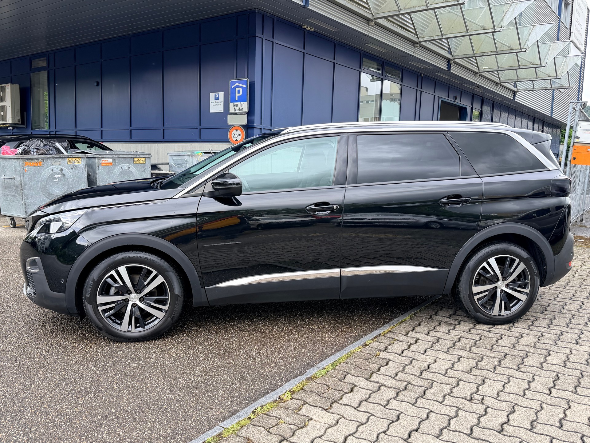 PEUGEOT 5008 1.6 BlueHDi Allure ETA-image-5