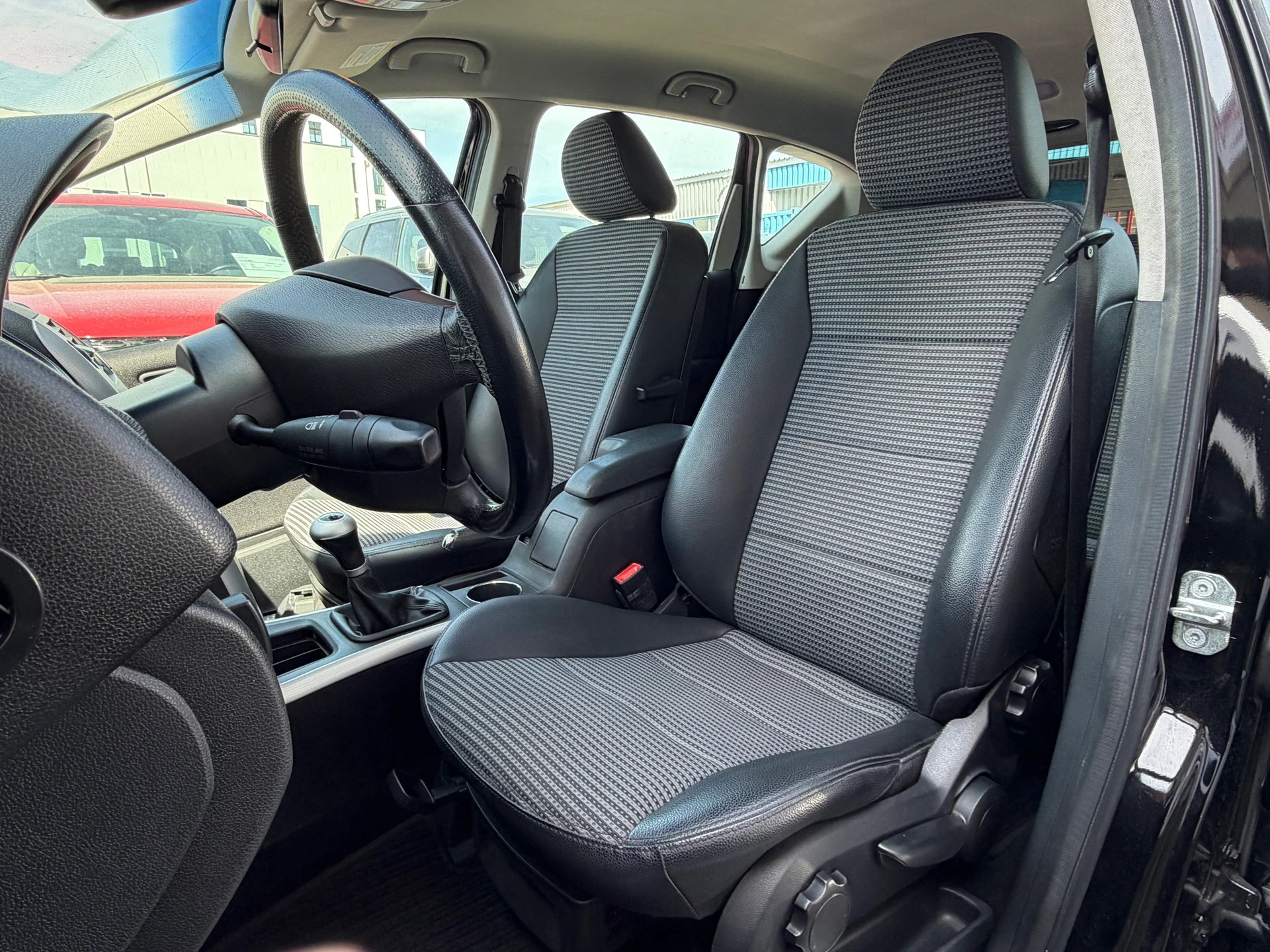 MERCEDES-BENZ A 200 T Avantgarde PolarStar-image-5
