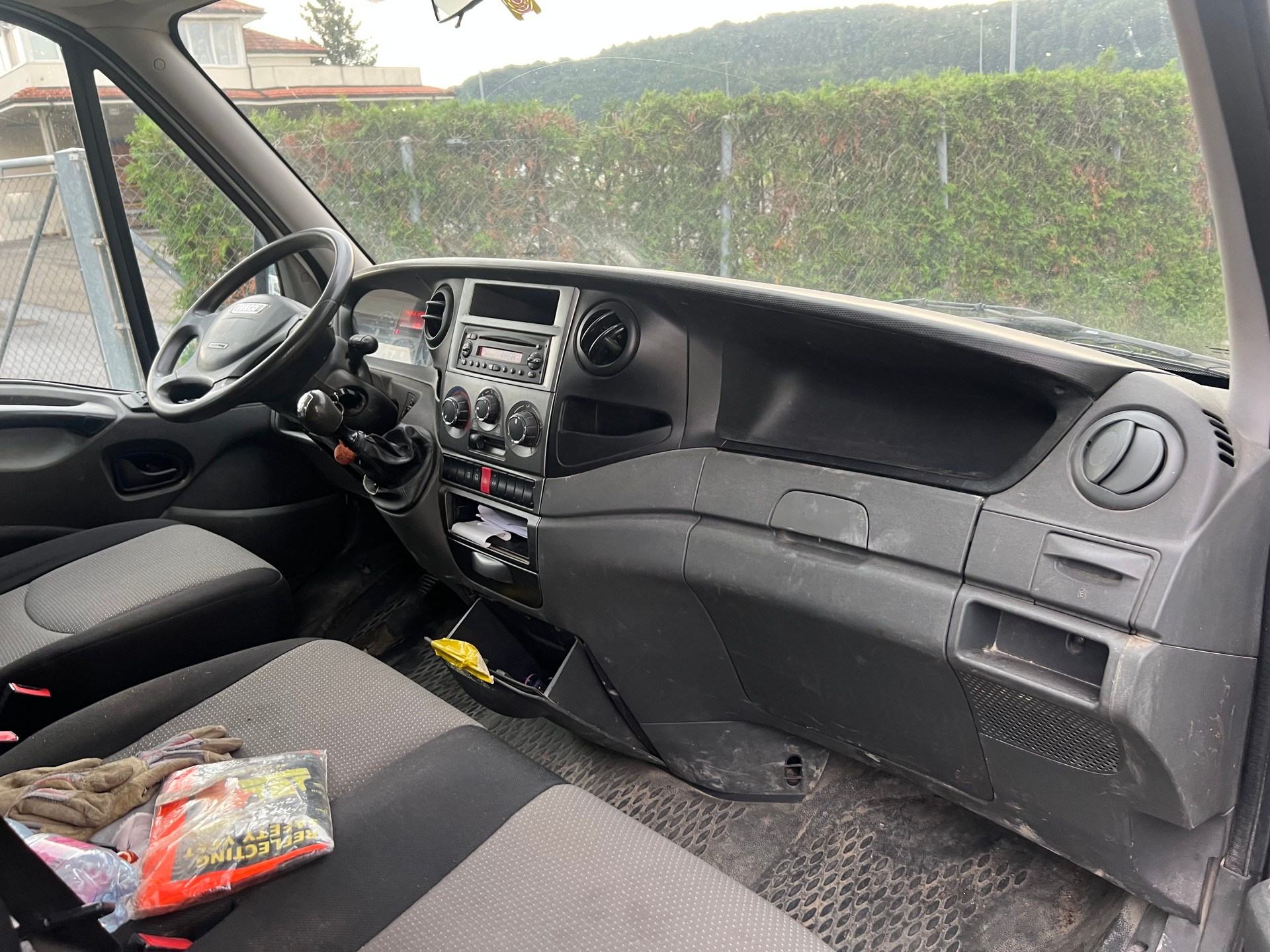 IVECO 35 S 13 D-image-10