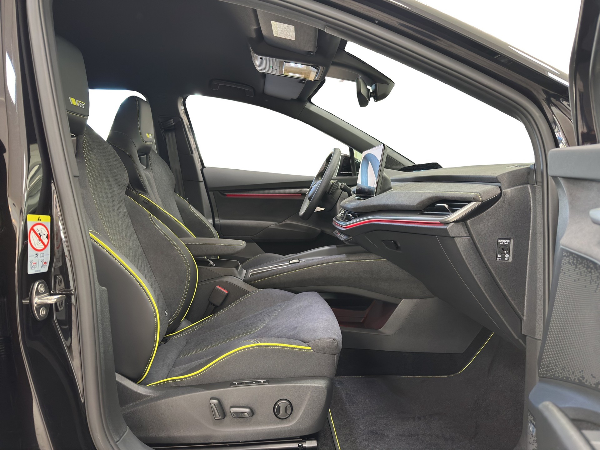 SKODA Elroq RS-Maxx 4x4-image-7