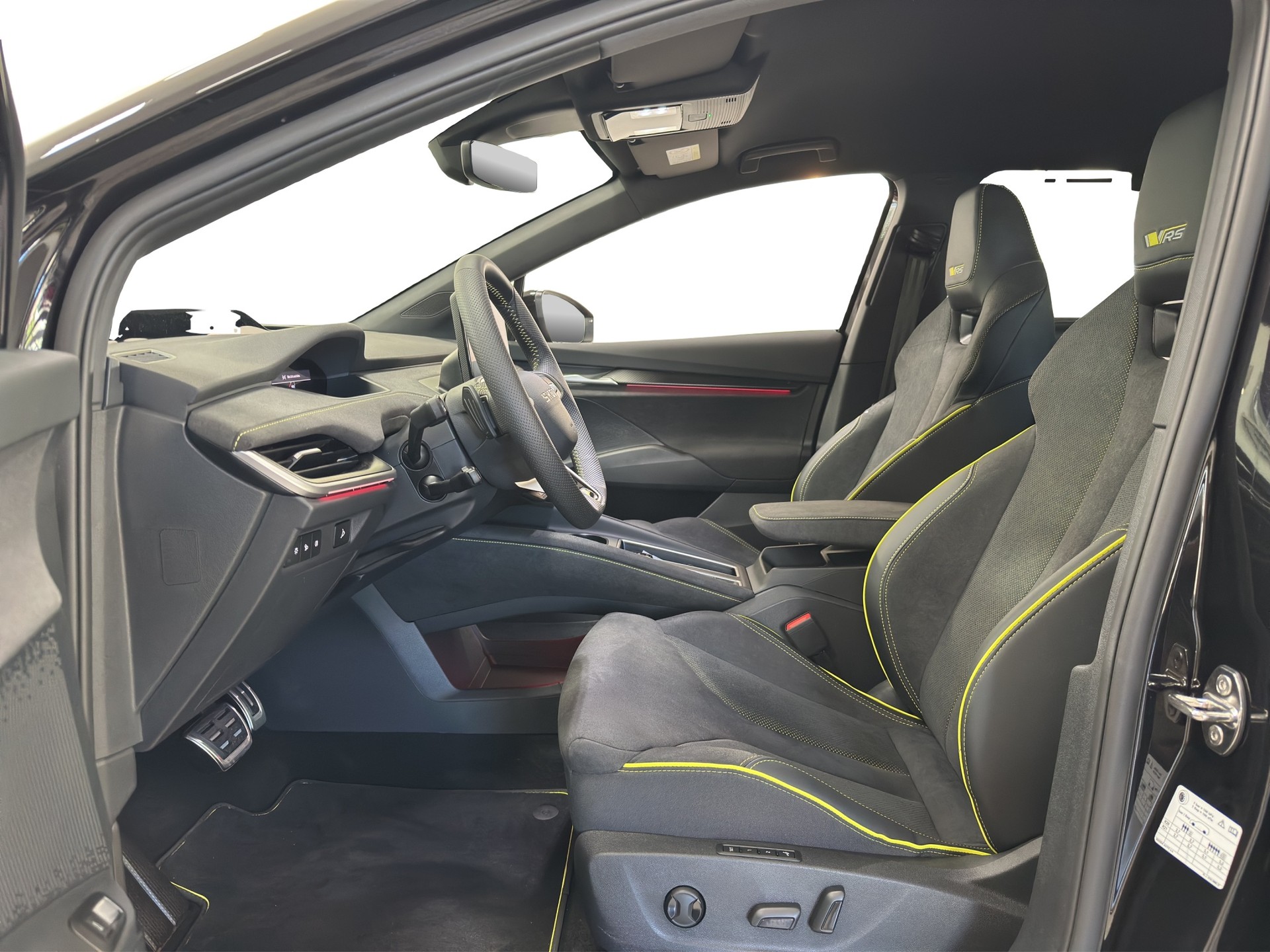 SKODA Elroq RS-Maxx 4x4-image-19