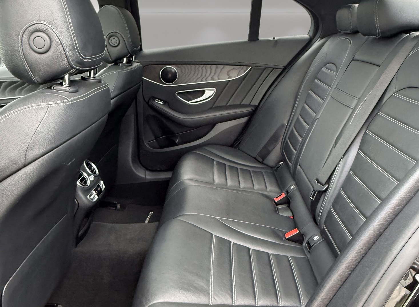 MERCEDES-BENZ C 200 AMG Line 4Matic 9G-Tronic inkl. Garantie-image-13