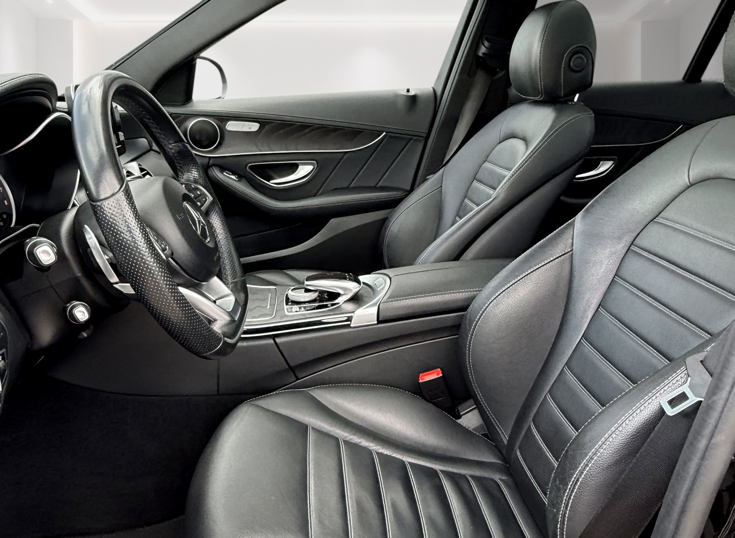MERCEDES-BENZ C 200 AMG Line 4Matic 9G-Tronic inkl. Garantie-image-11