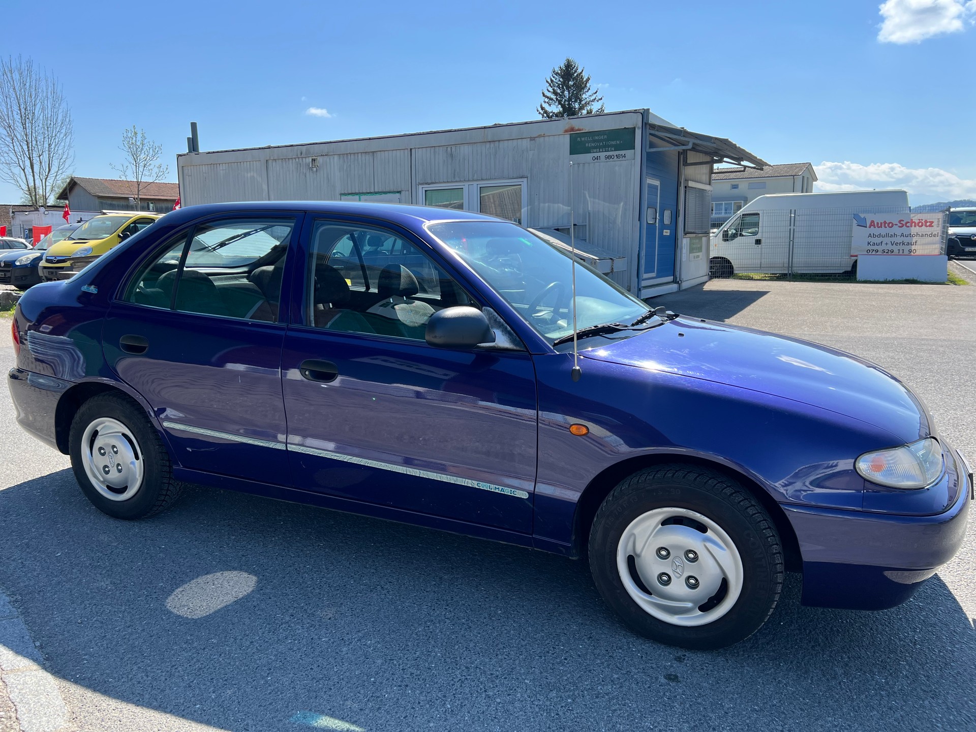 HYUNDAI Accent 1.3 GLSi-image-2