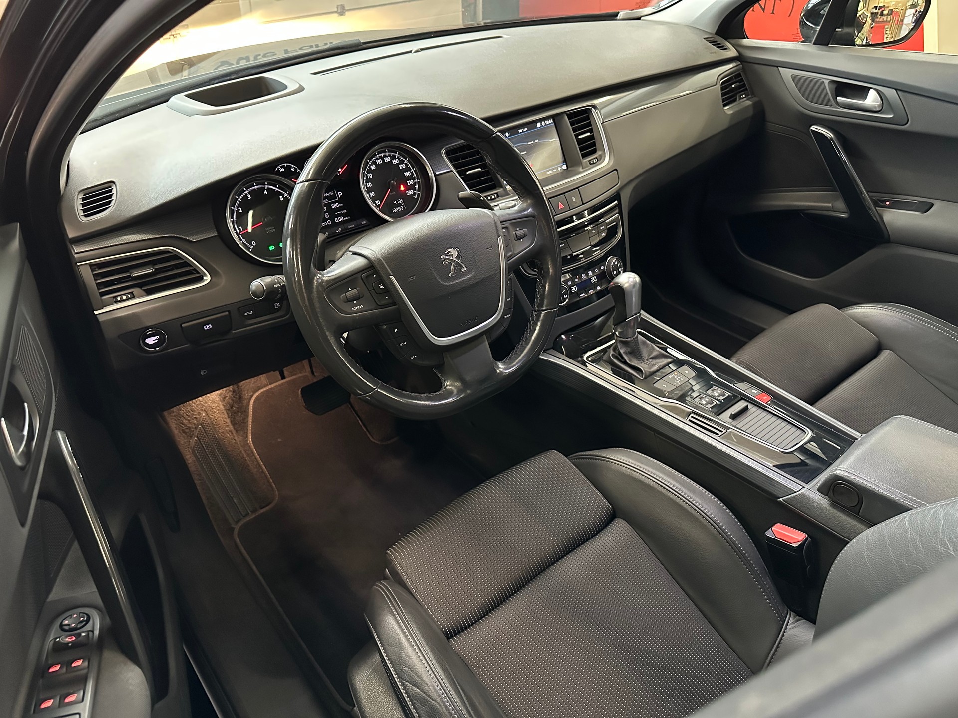 PEUGEOT 508 SW 1.6 THP Allure Automatic-image-8