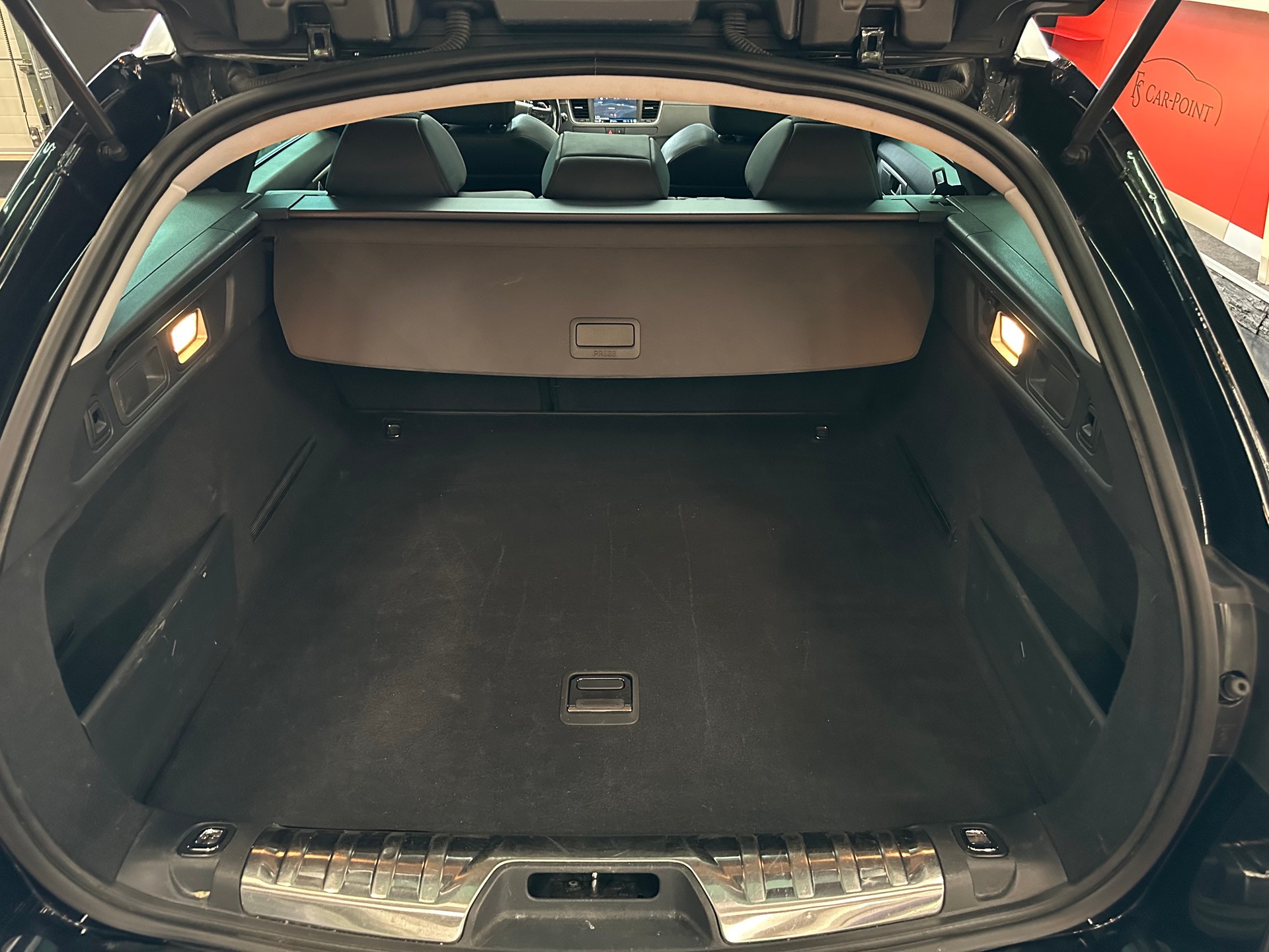 PEUGEOT 508 SW 1.6 THP Allure Automatic-image-19