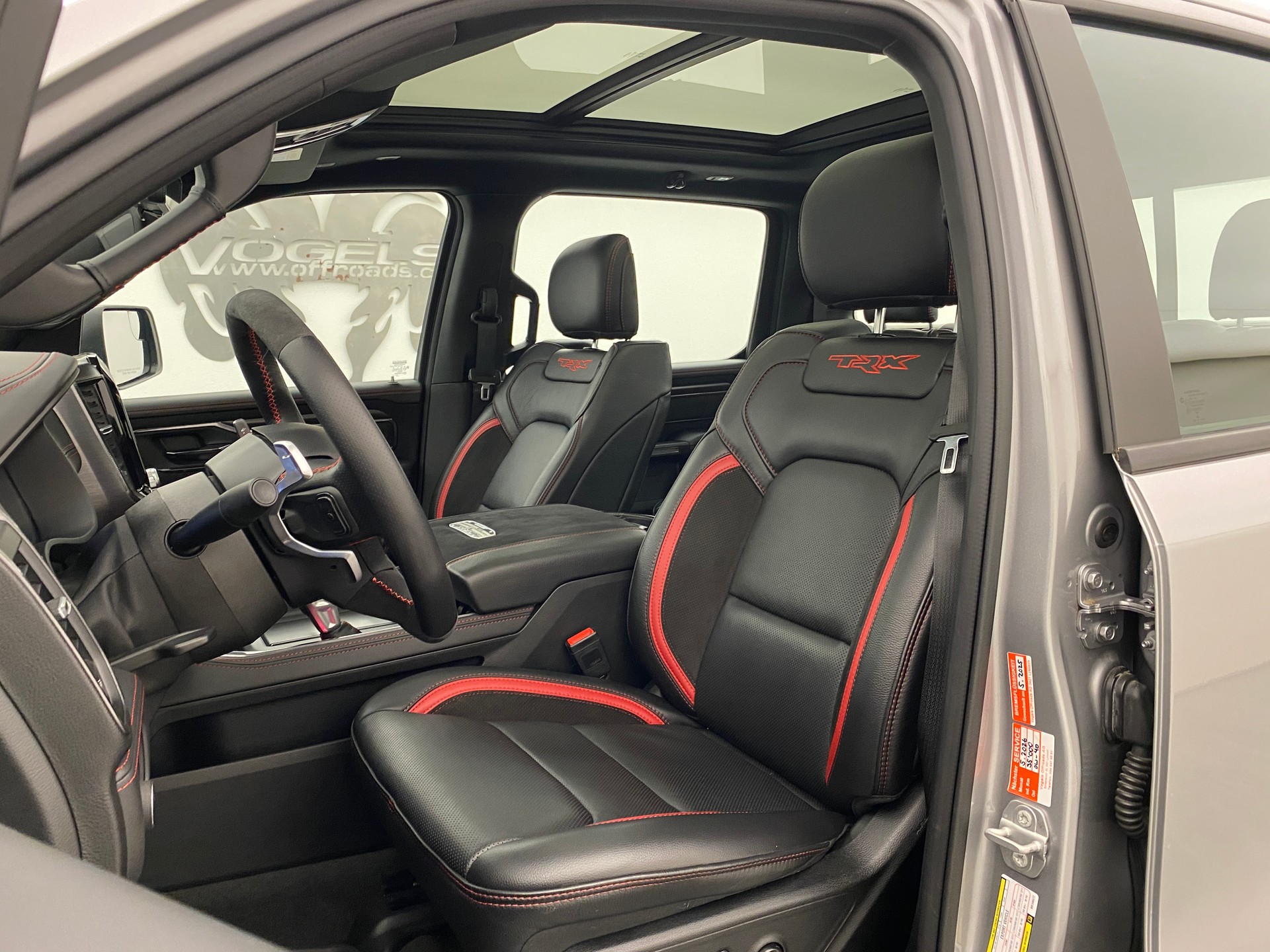 DODGE Ram 1500 6.2 TRX-image-8