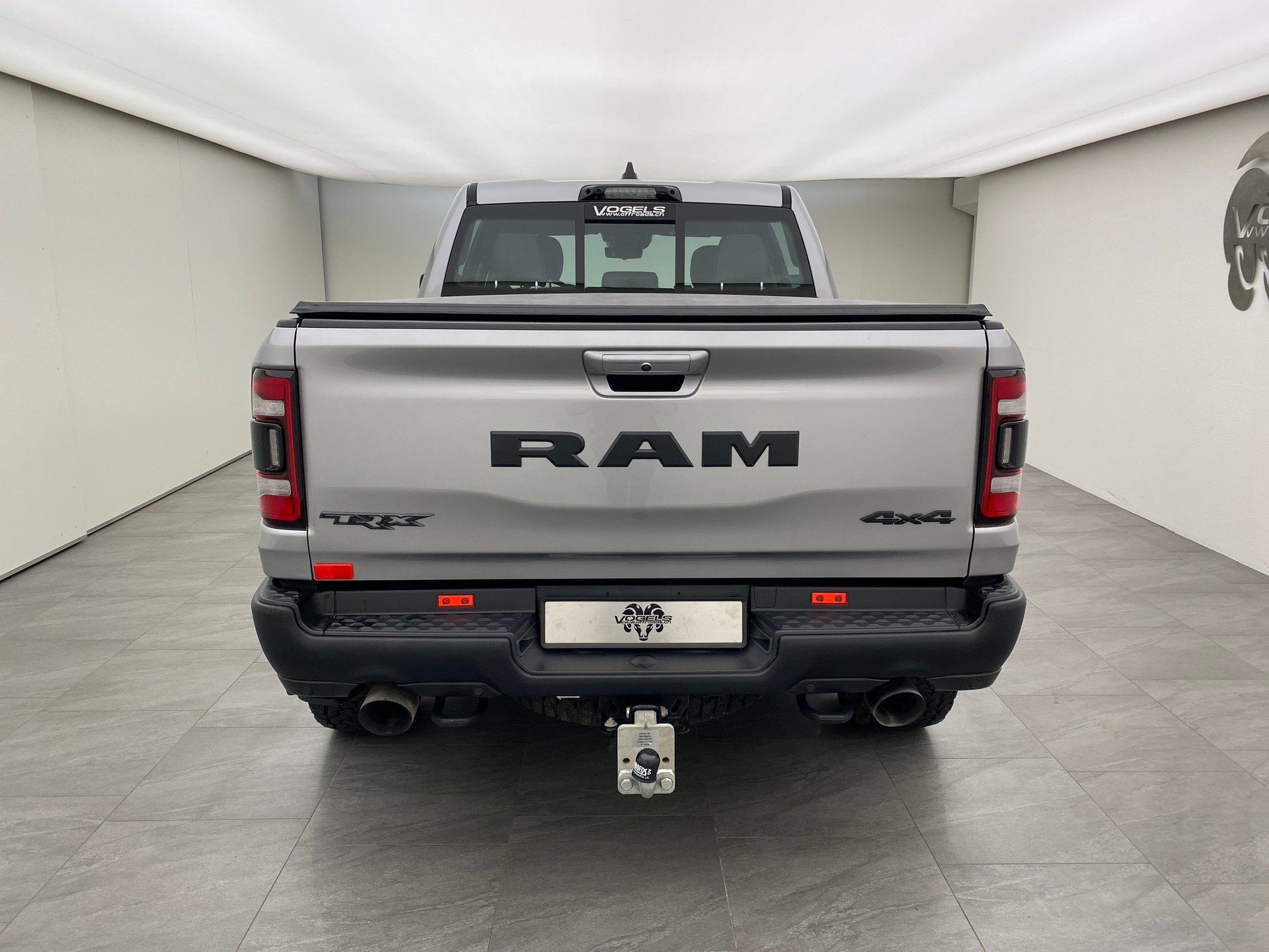 DODGE Ram 1500 6.2 TRX-image-4