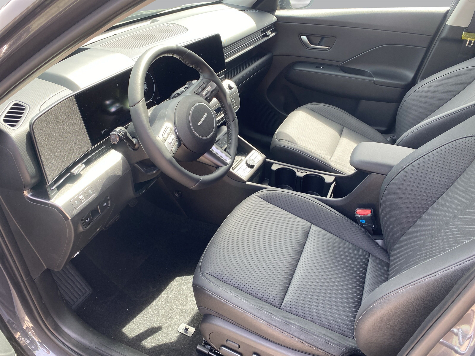 HYUNDAI Kona EV 65.4 kWh Vertex-image-7