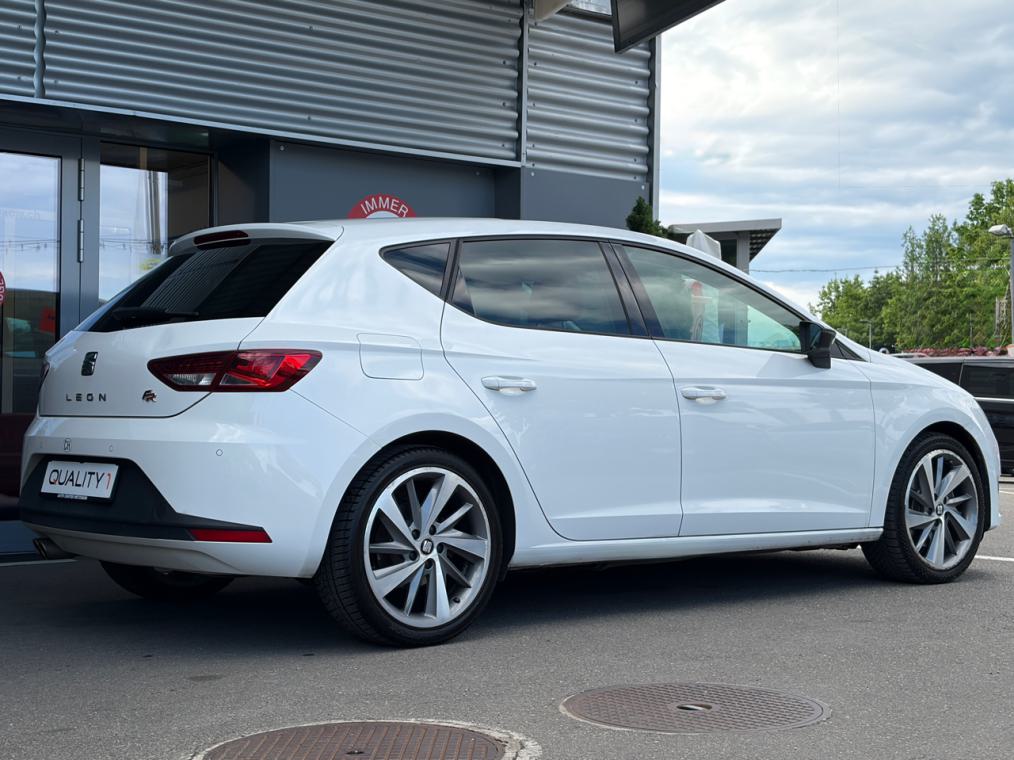SEAT Leon 2.0 TDi FR Line-image-2