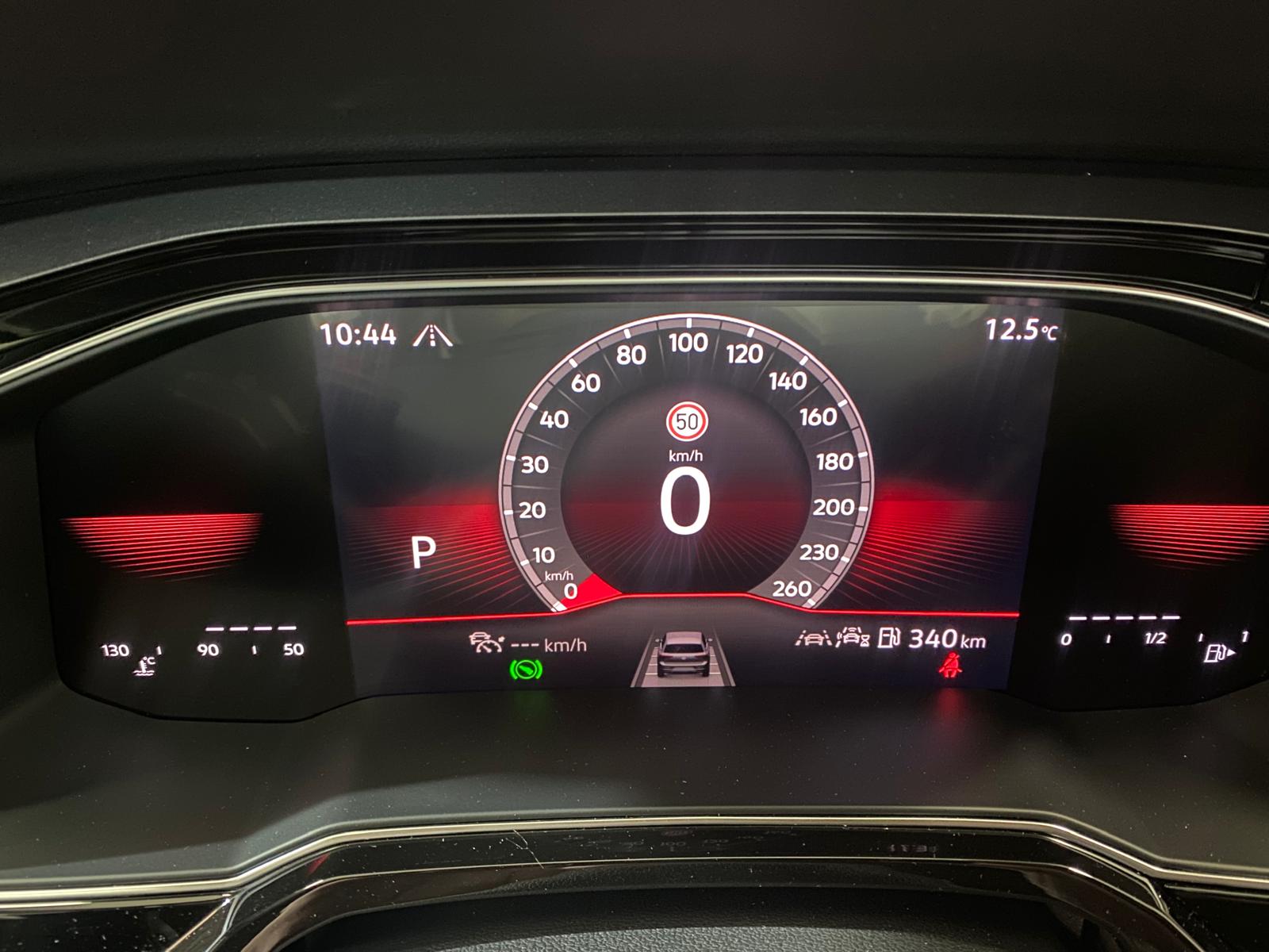 VW Polo 2.0 TSI GTI DSG-image-10