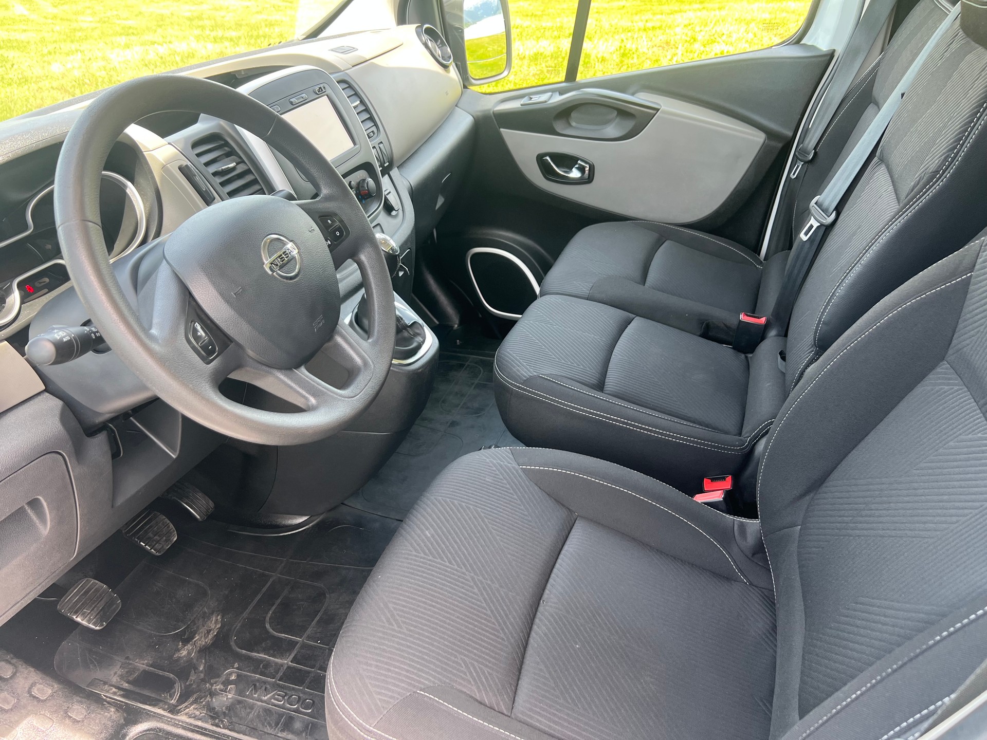 NISSAN NV300 dCi 95 2.7 L1H1 Pro Inkl. Innenausbau-image-7