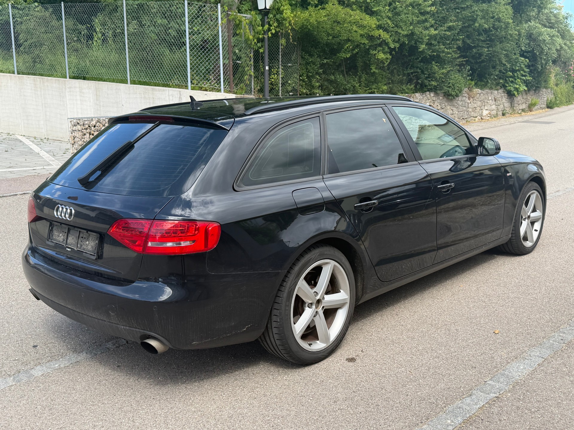 AUDI A4 Avant 2.0 TFSI Style multitronic-image-4